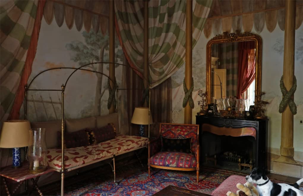 Inside Milan: Colorfully Creative Italian Interiors - - - Thames and Hudson - Saardé.