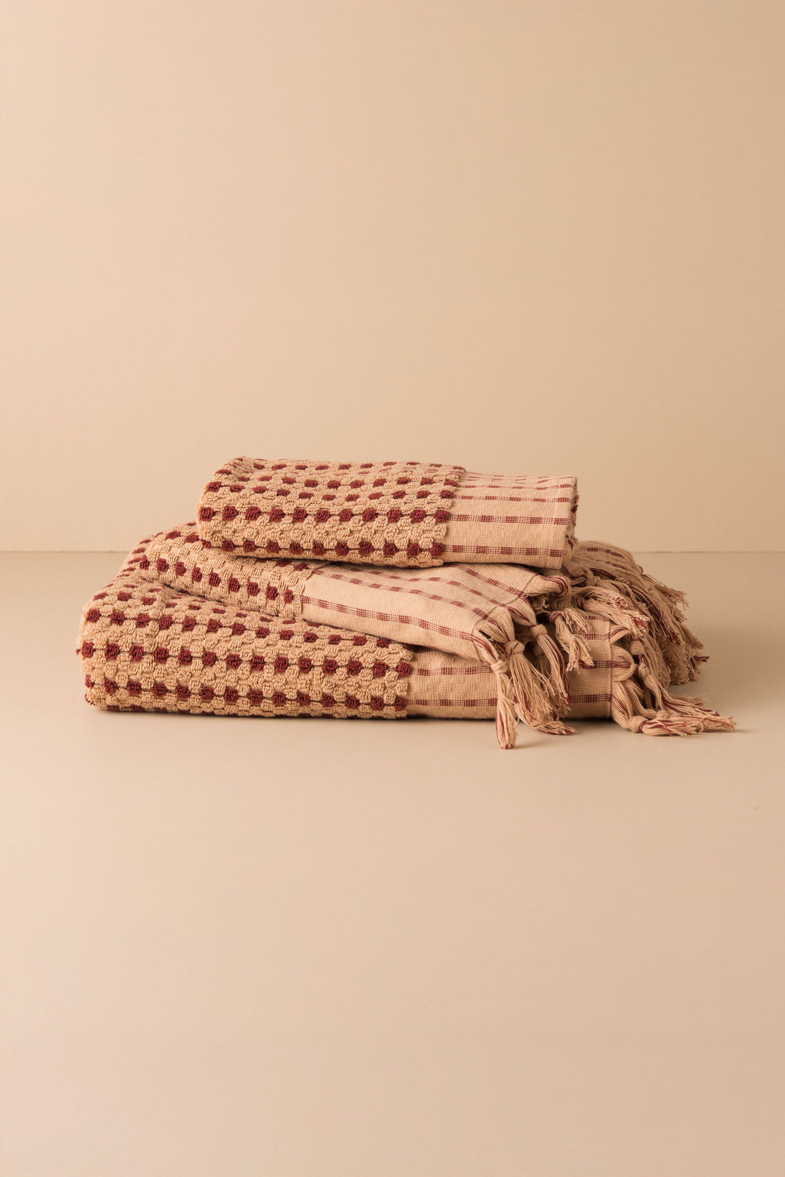 Chickpea Bath Sheet Collection | Truffle/Burgundy