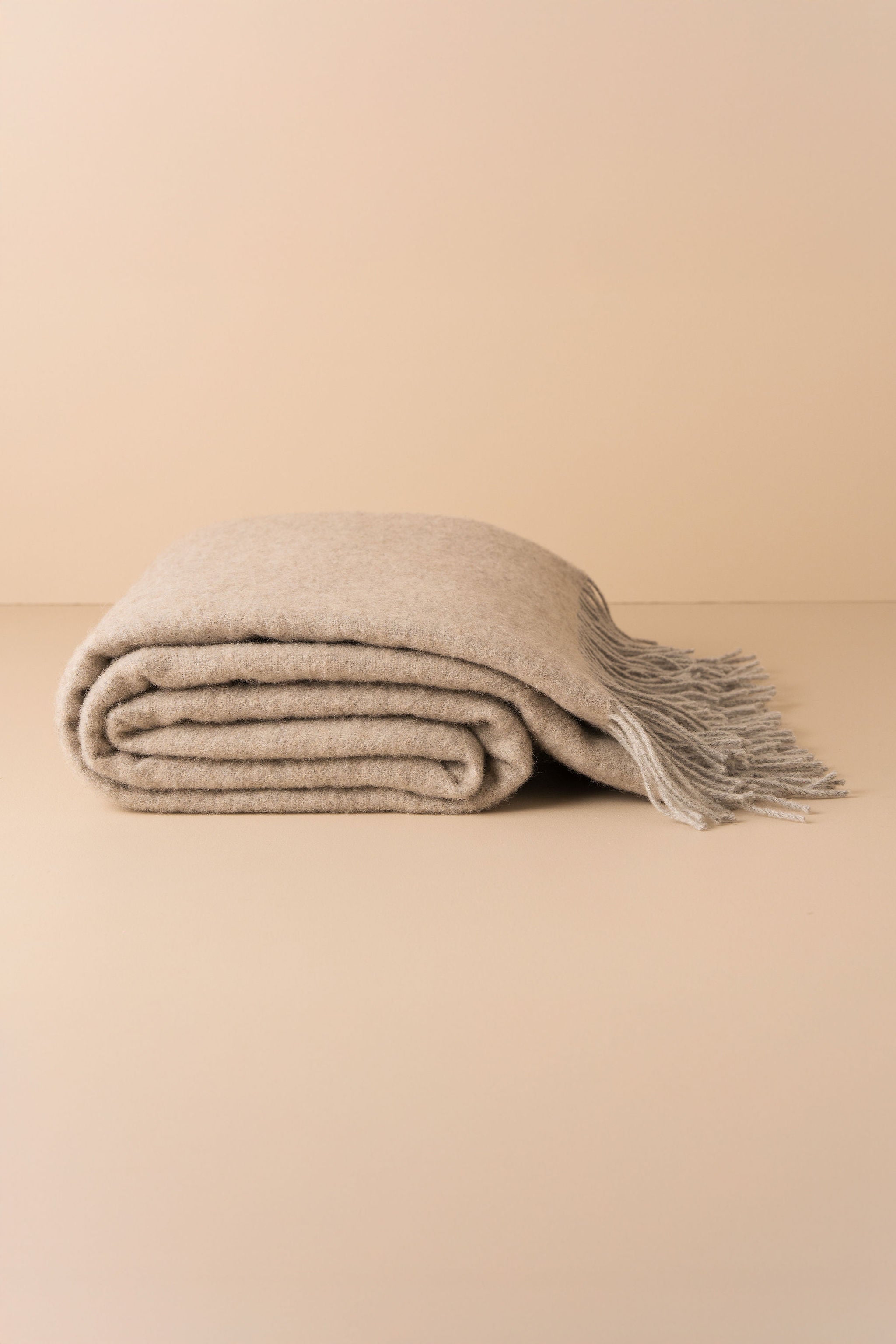 Merino Wool Throw | Latte/Grey - - - Saardé - Saardé.