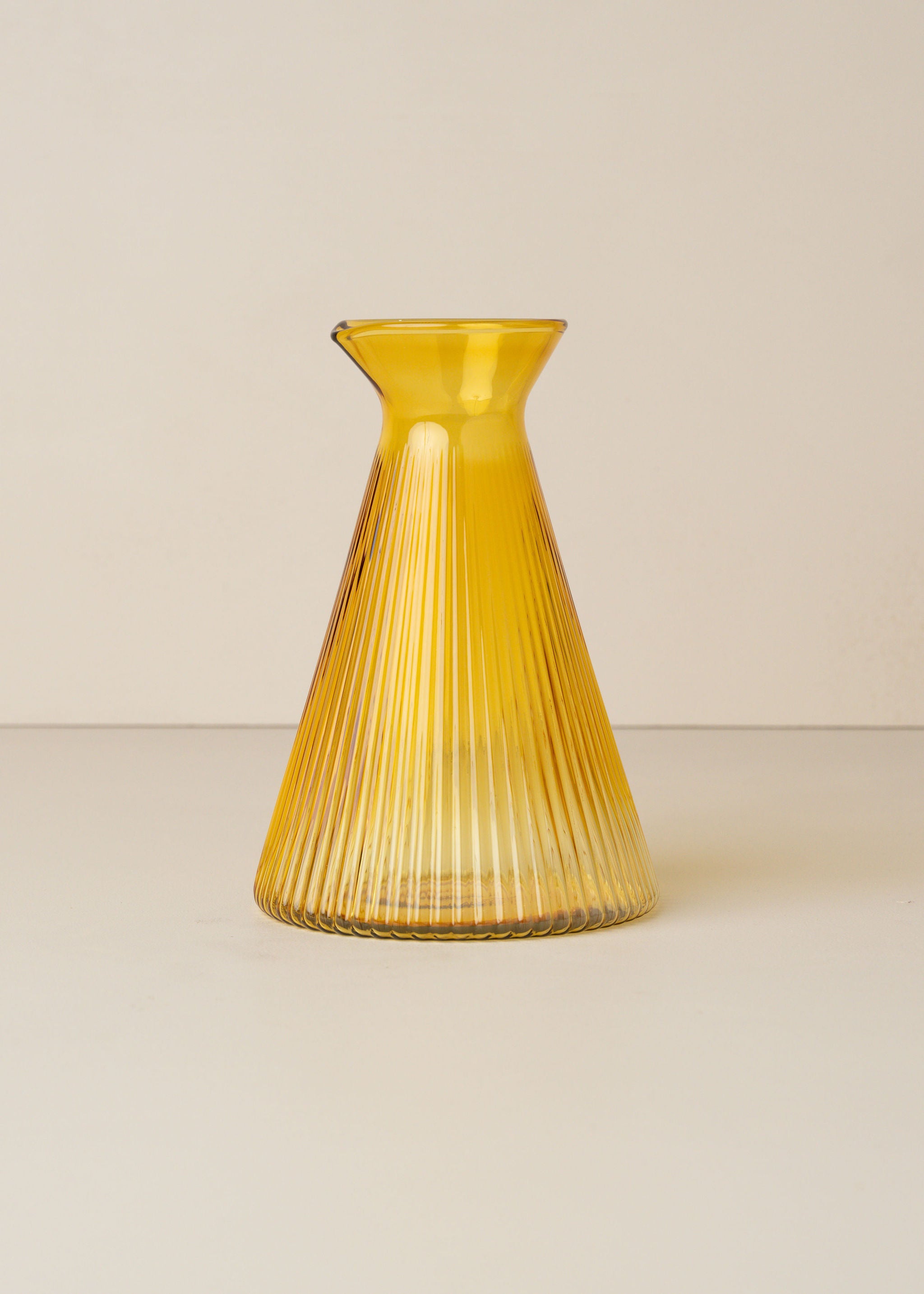 Kairos Angular Carafe | Yellow Topaz - - - Saardé - Saardé.