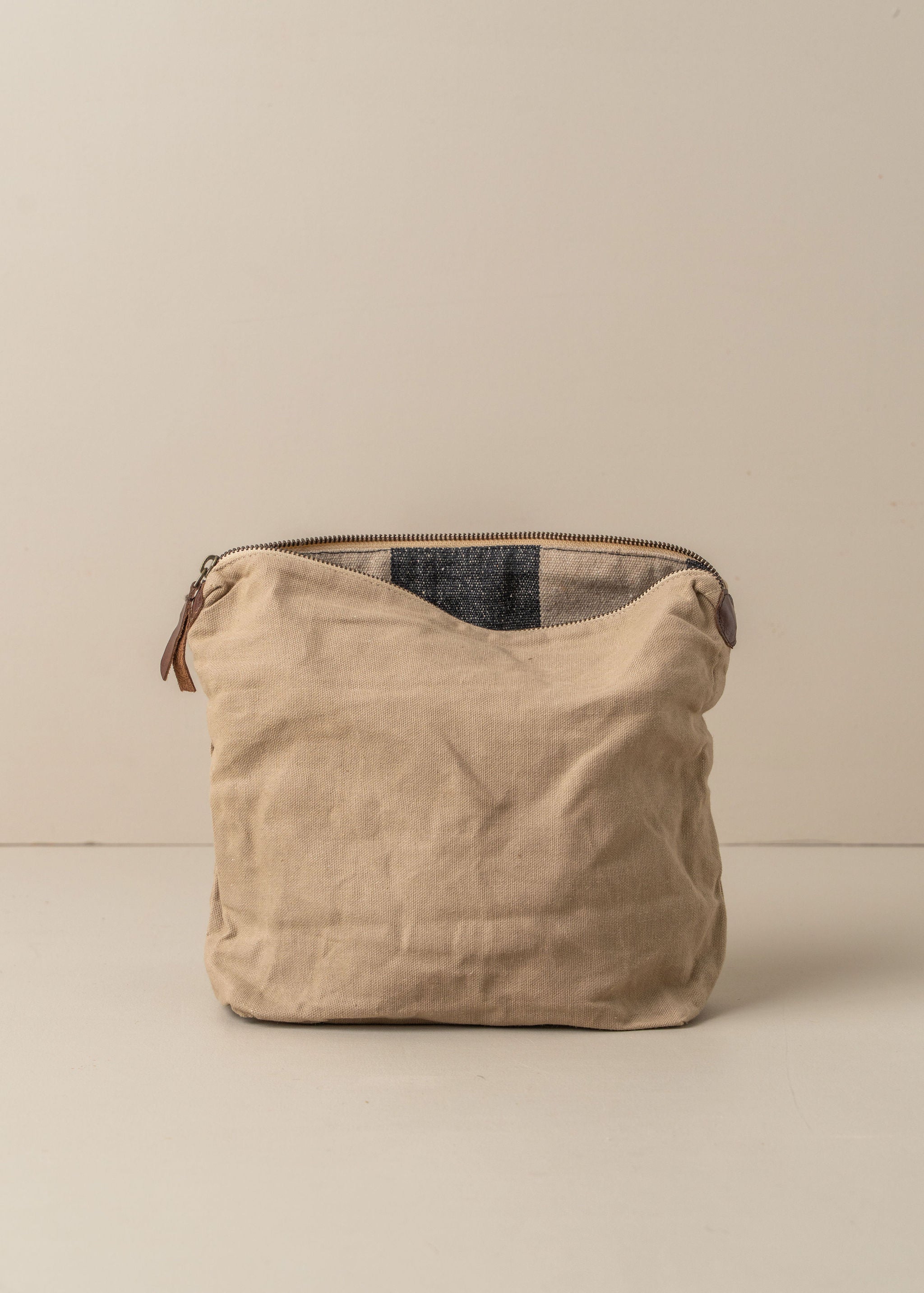 For self: tote bag + makeup bag - - - Saardé - Saardé.