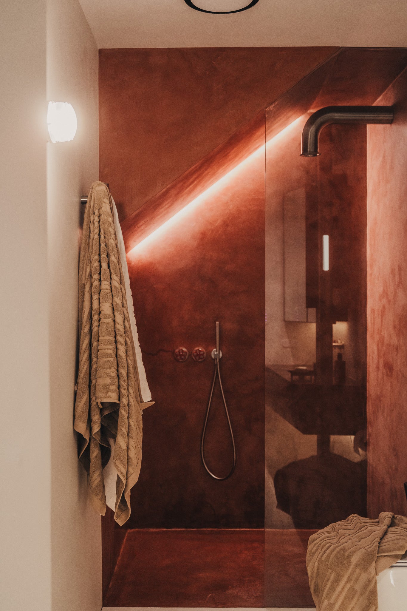 Architectural Towel Collection | Truffle - - - Saardé - Saardé.