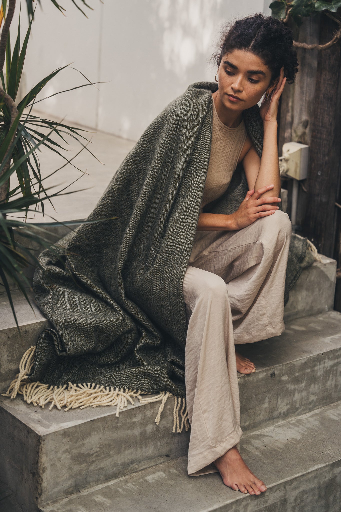 Serra da Estrela Wool Throw & Bed Cover | Olive - - - Saardé - Saardé.