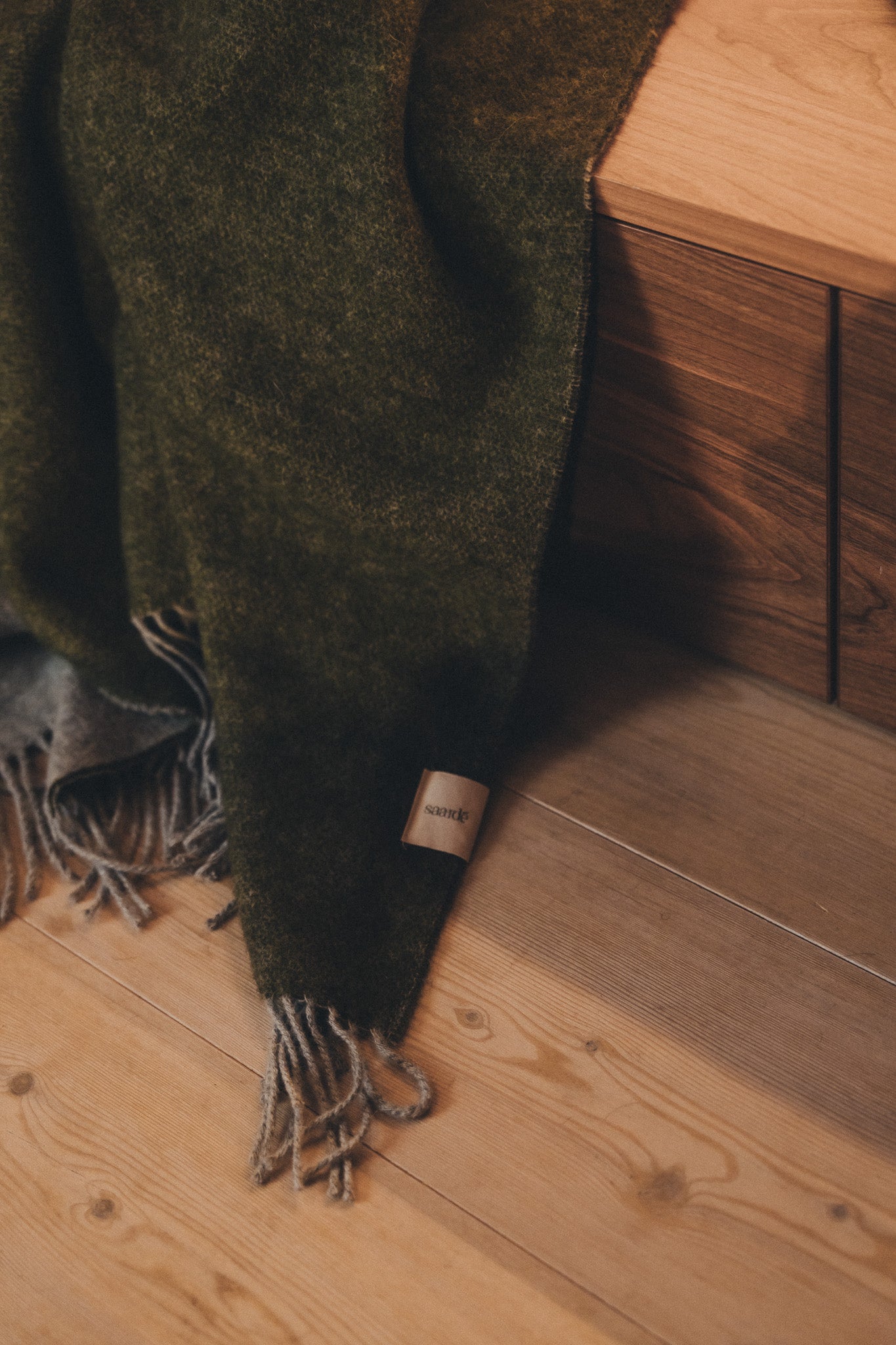 Merino Wool Throw | Olive/Grey - - - Saardé - Saardé.