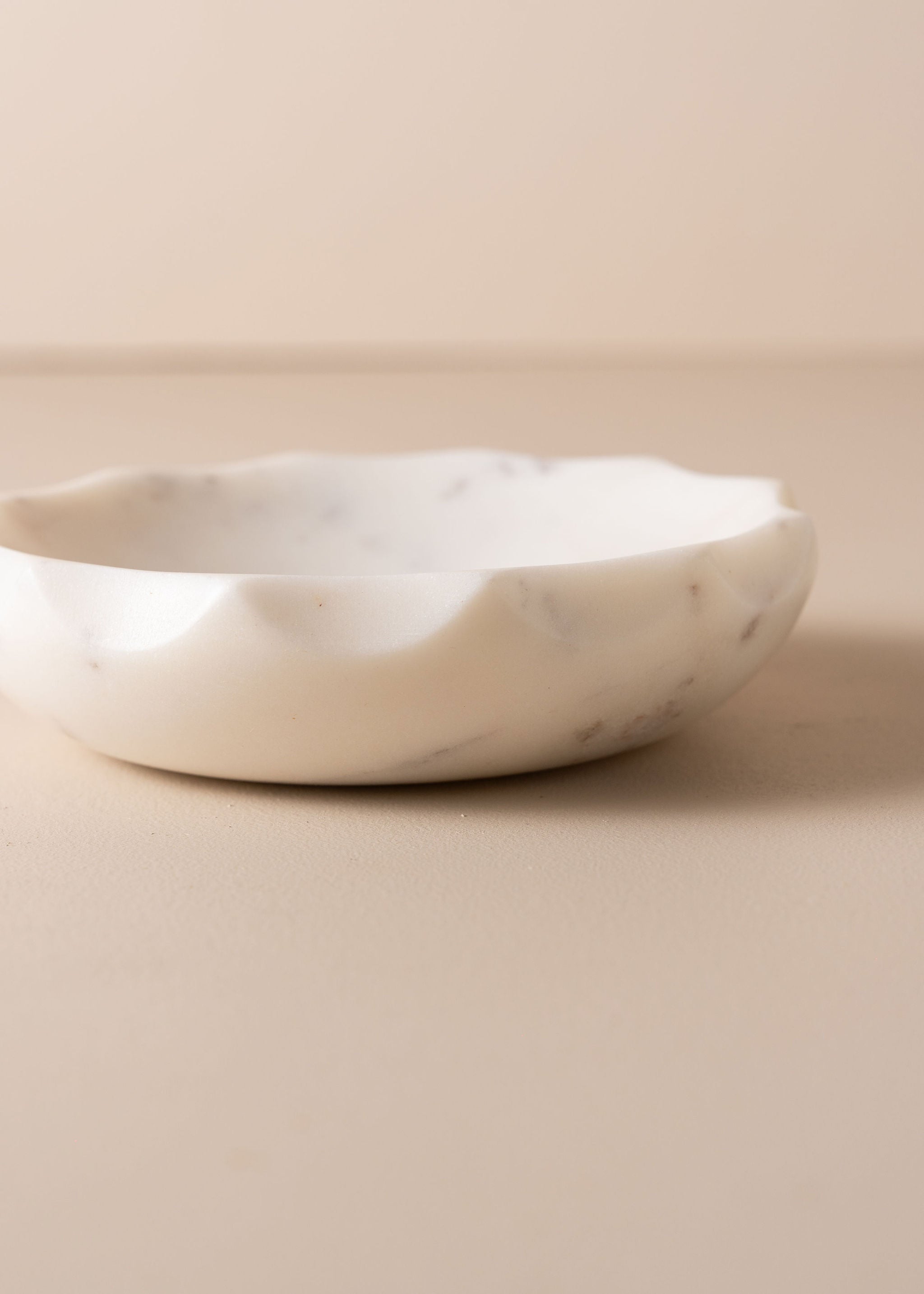 Opus Marble Sun Dish | White - - - Saardé - Saardé.