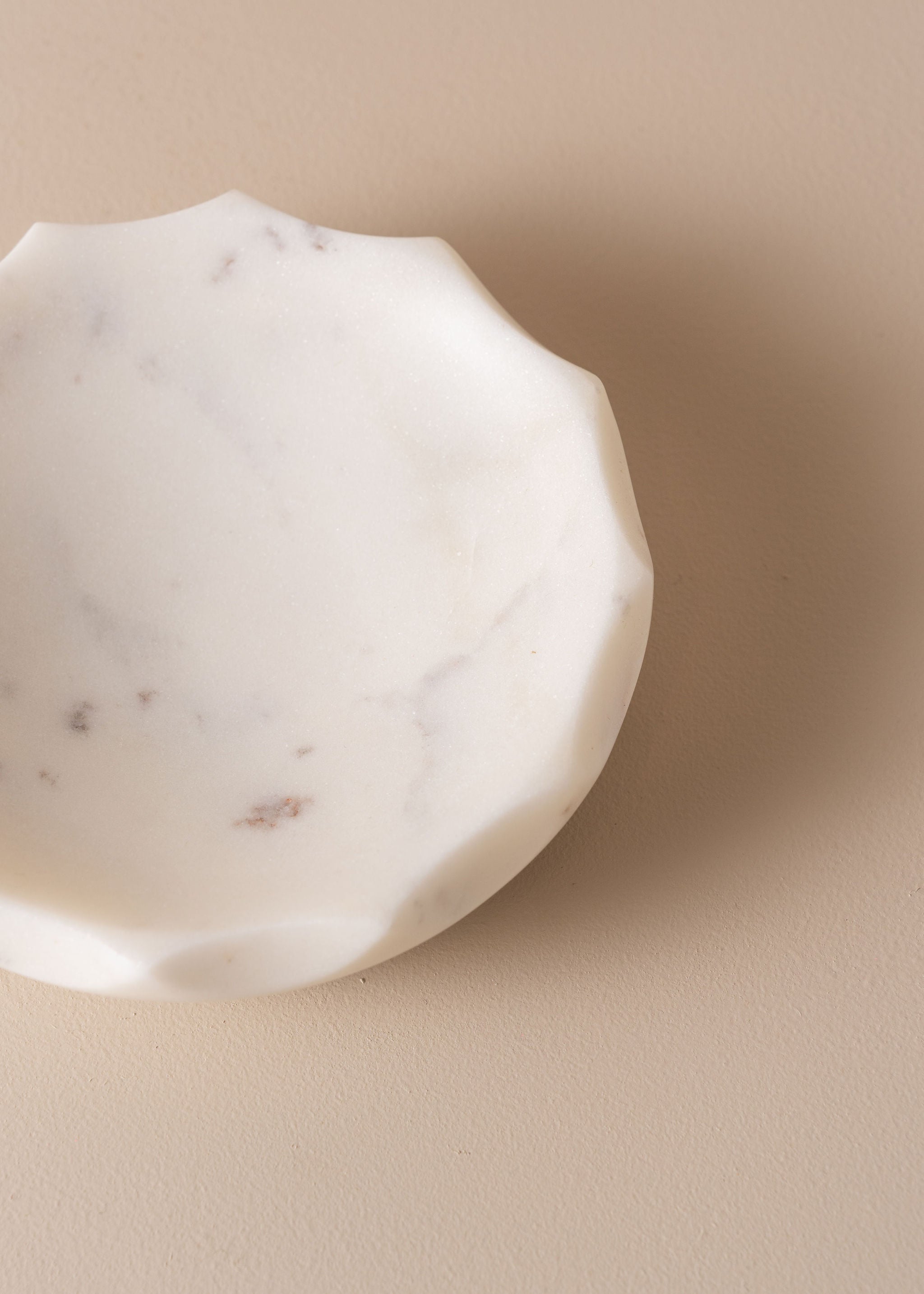 Opus Marble Sun Dish | White - - - Saardé - Saardé.