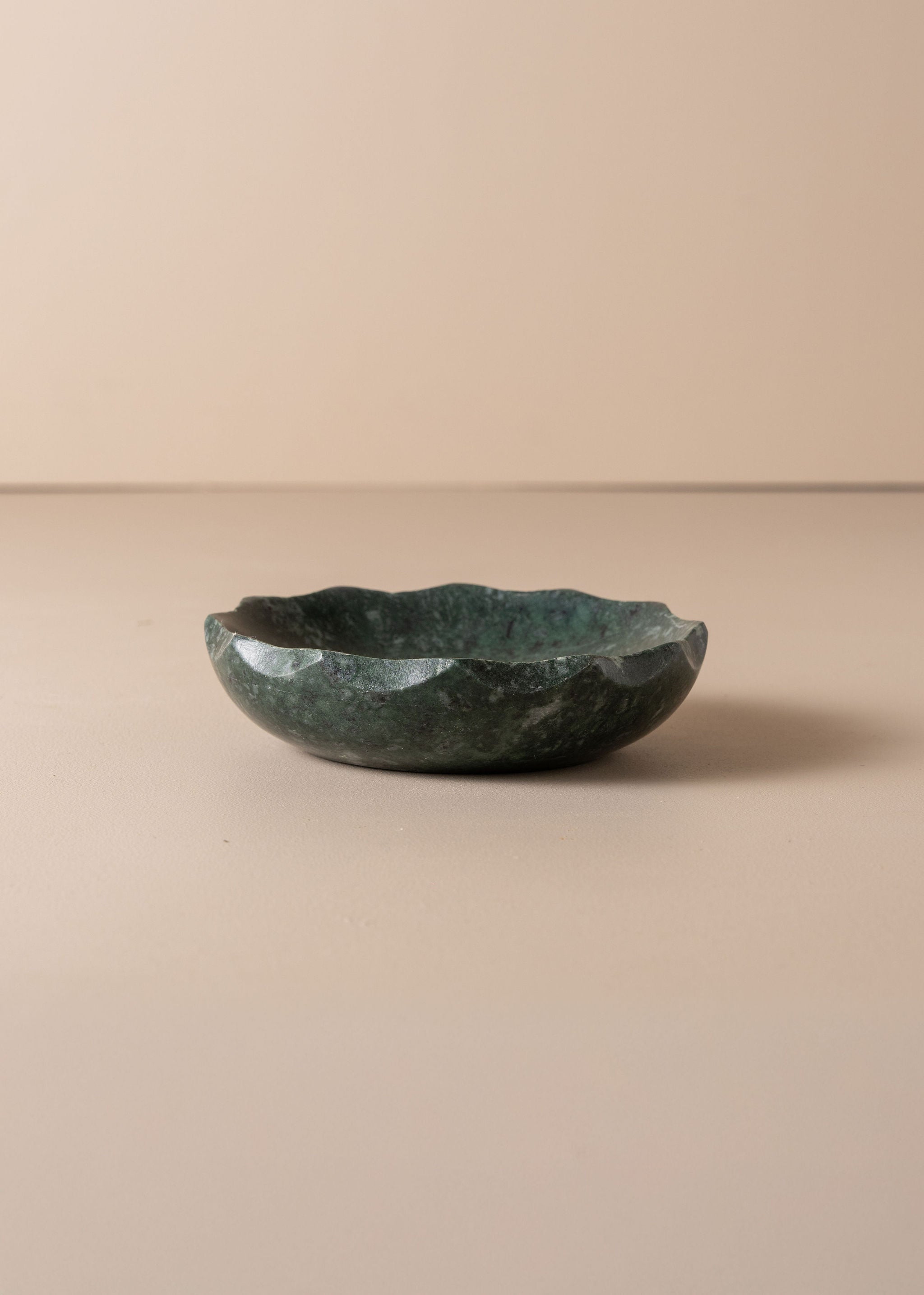 Opus Marble Sun Dish | Green - - - Saardé - Saardé.