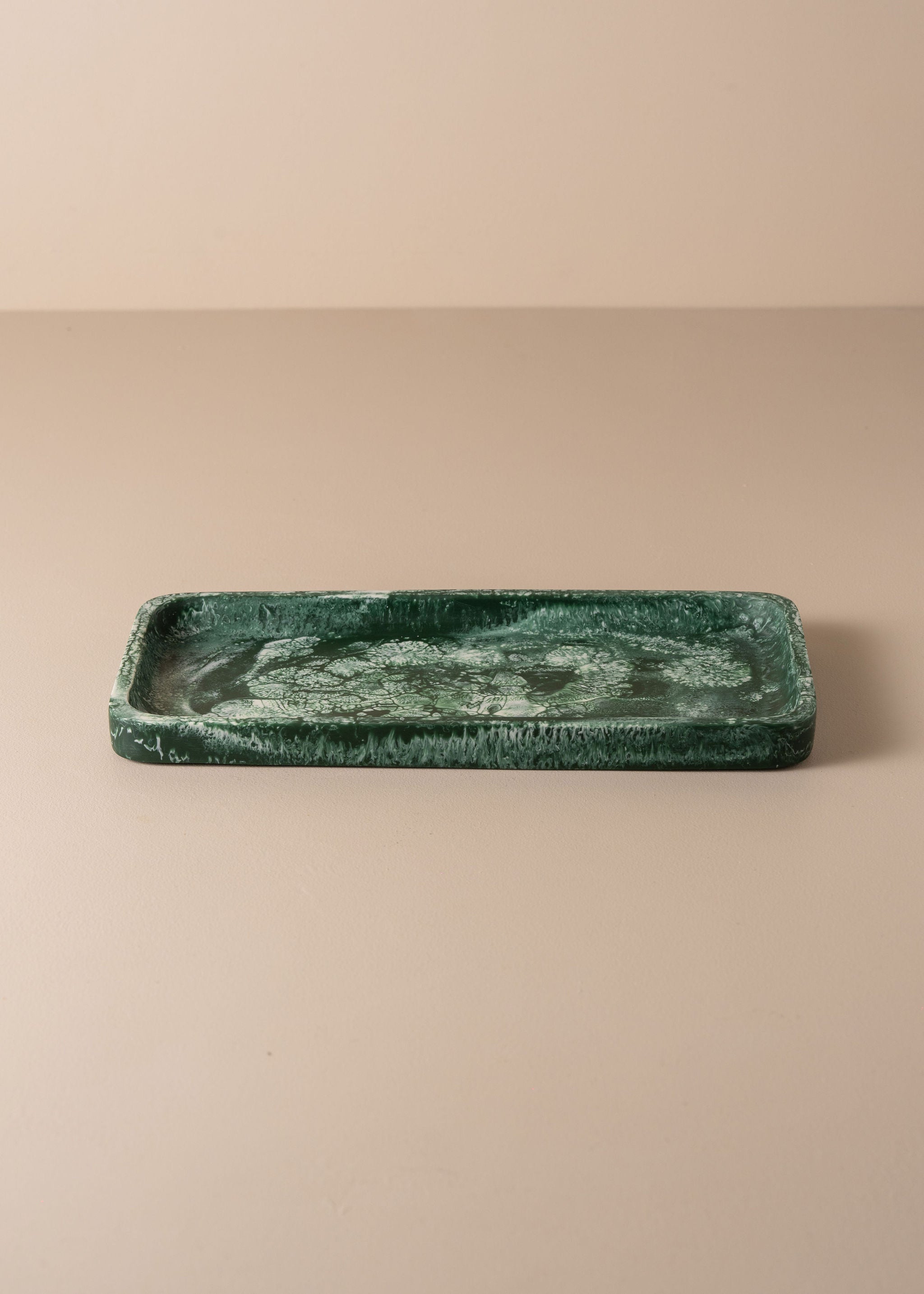 Flow Resin Bathroom Caddy/Tray | Dark Jade - - - Saardé - Saardé.