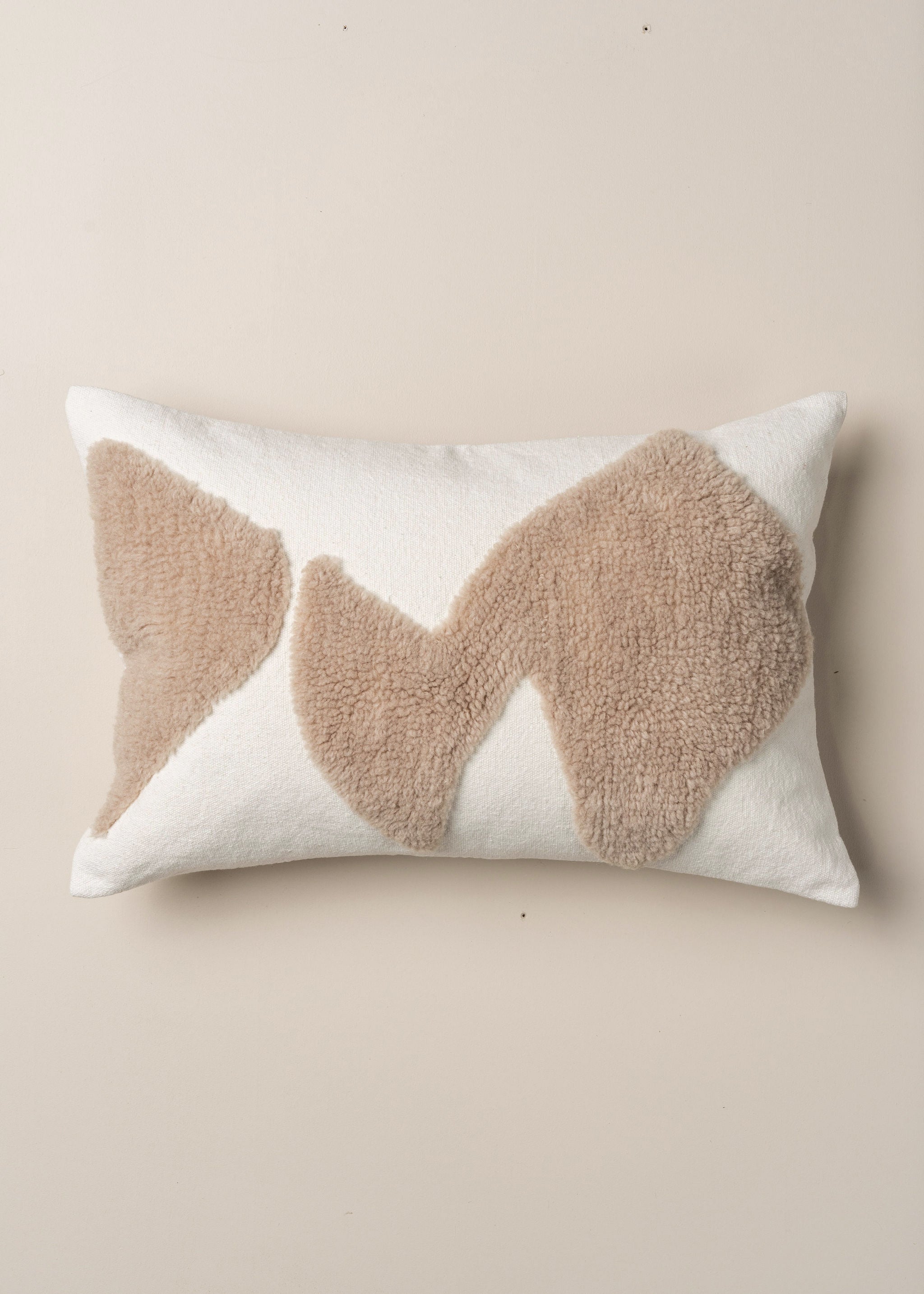 Abstract Lumbar Cushion - Ecru - - - Saardé - Saardé.