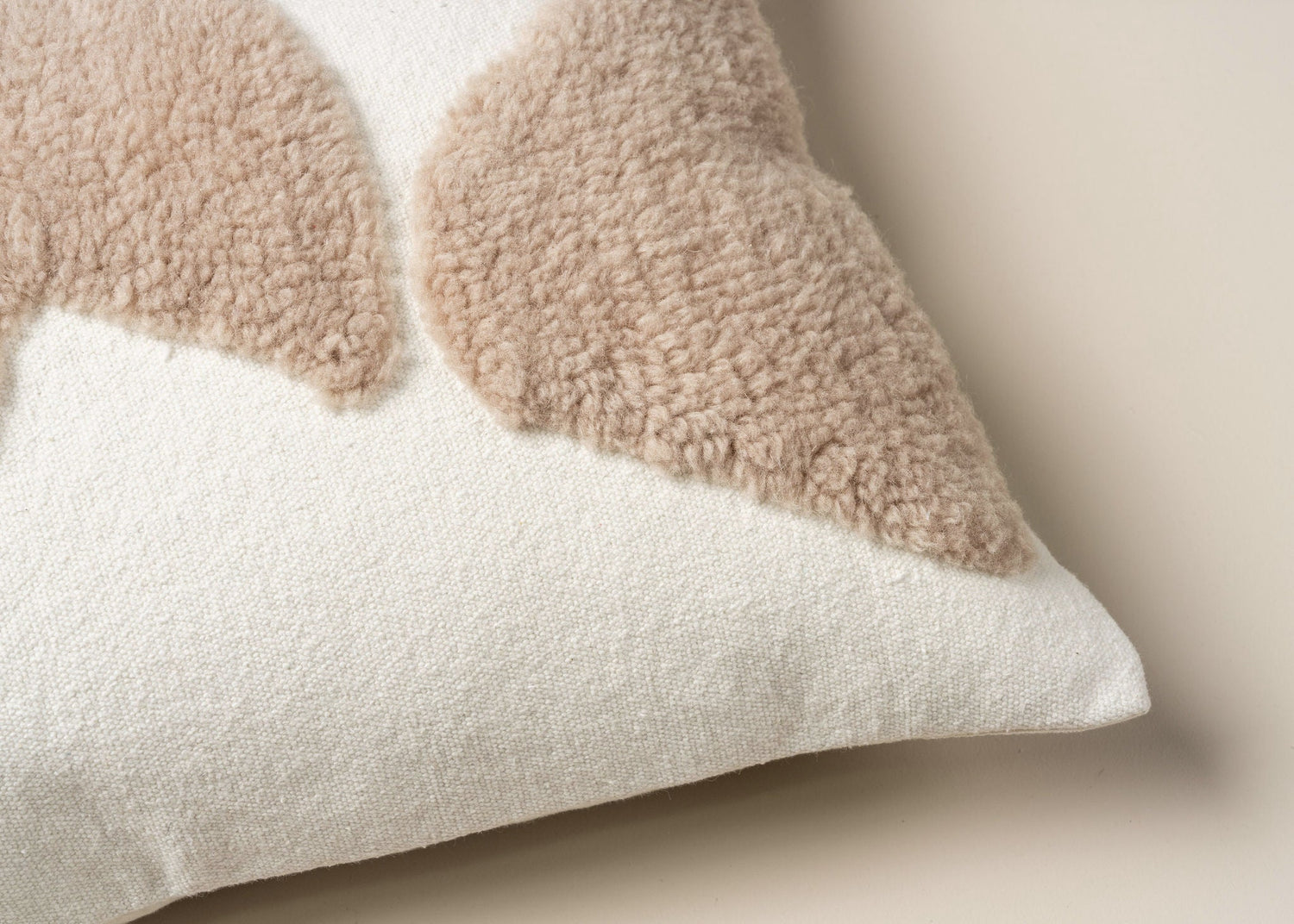 Abstract Lumbar Cushion | Ecru - - - Saardé - Saardé.