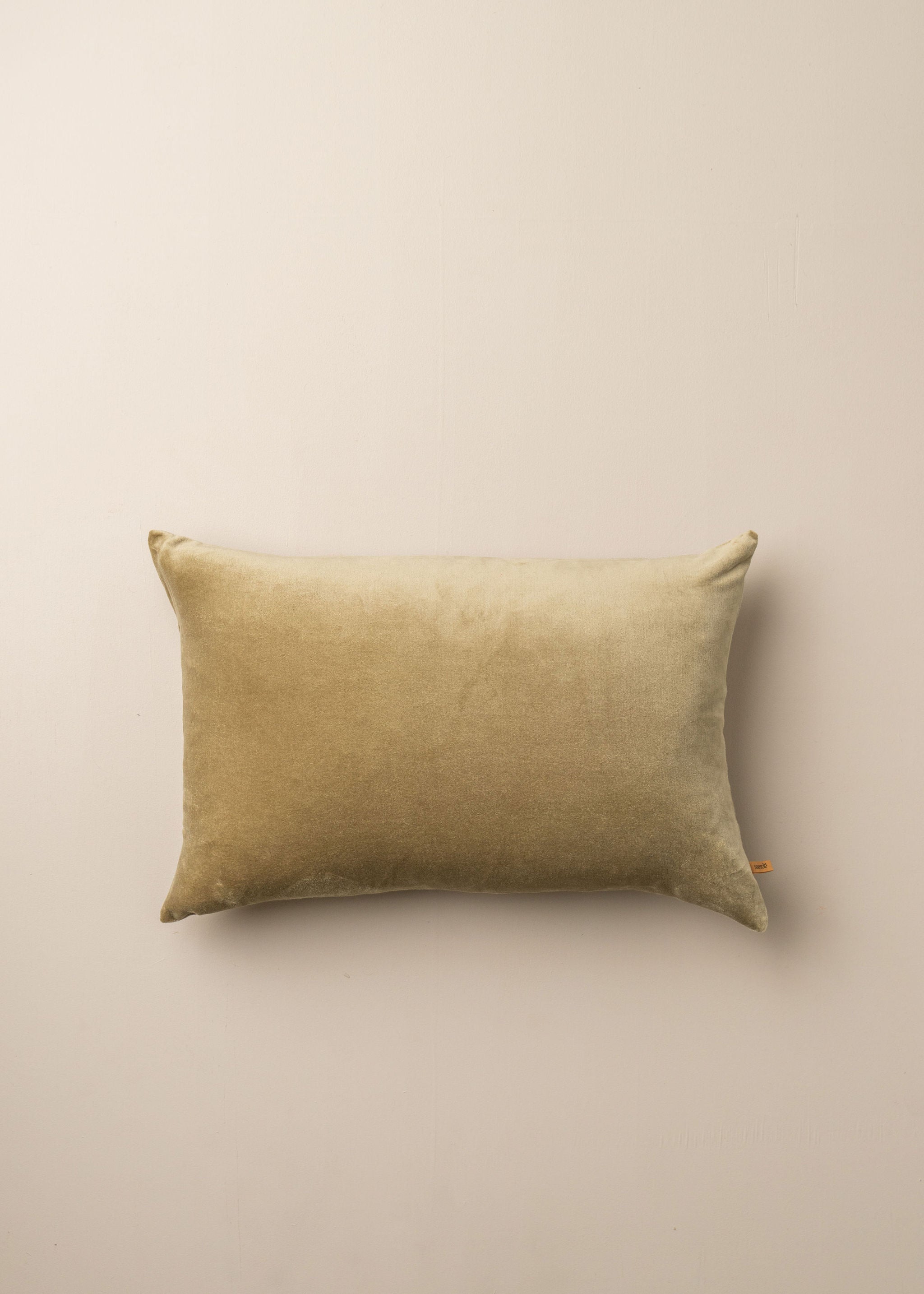 Linen/Velvet Cushion | Olive - - - Saardé - Saardé.