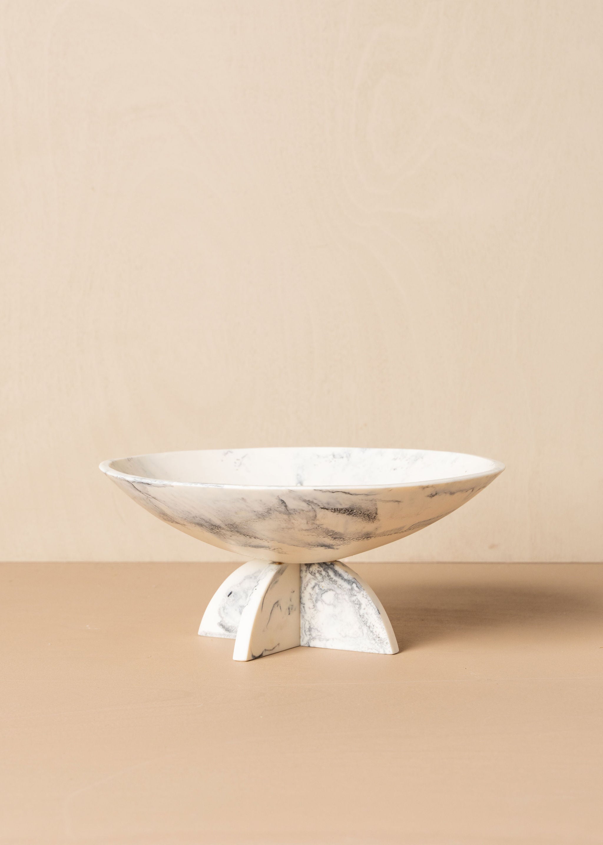 Flow Resin Fruit Bowl | Merle - - - Saardé - Saardé.