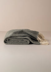 Serra da Estrela Wool Throw & Bed Cover | Olive - - - Saardé - Saardé.