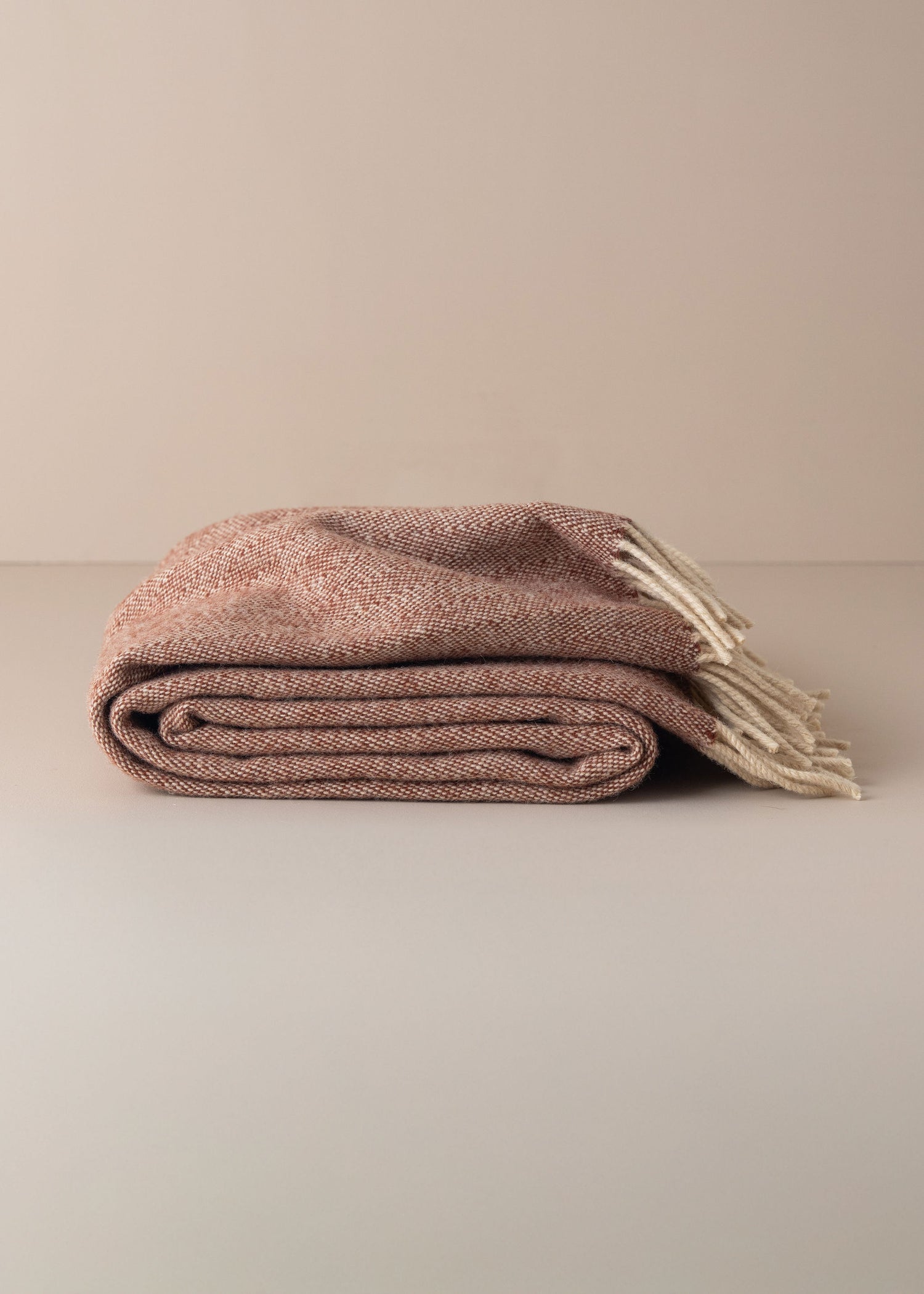 Serra da Estrela Wool Throw & Bed Cover | Terracotta - - - Saardé - Saardé.