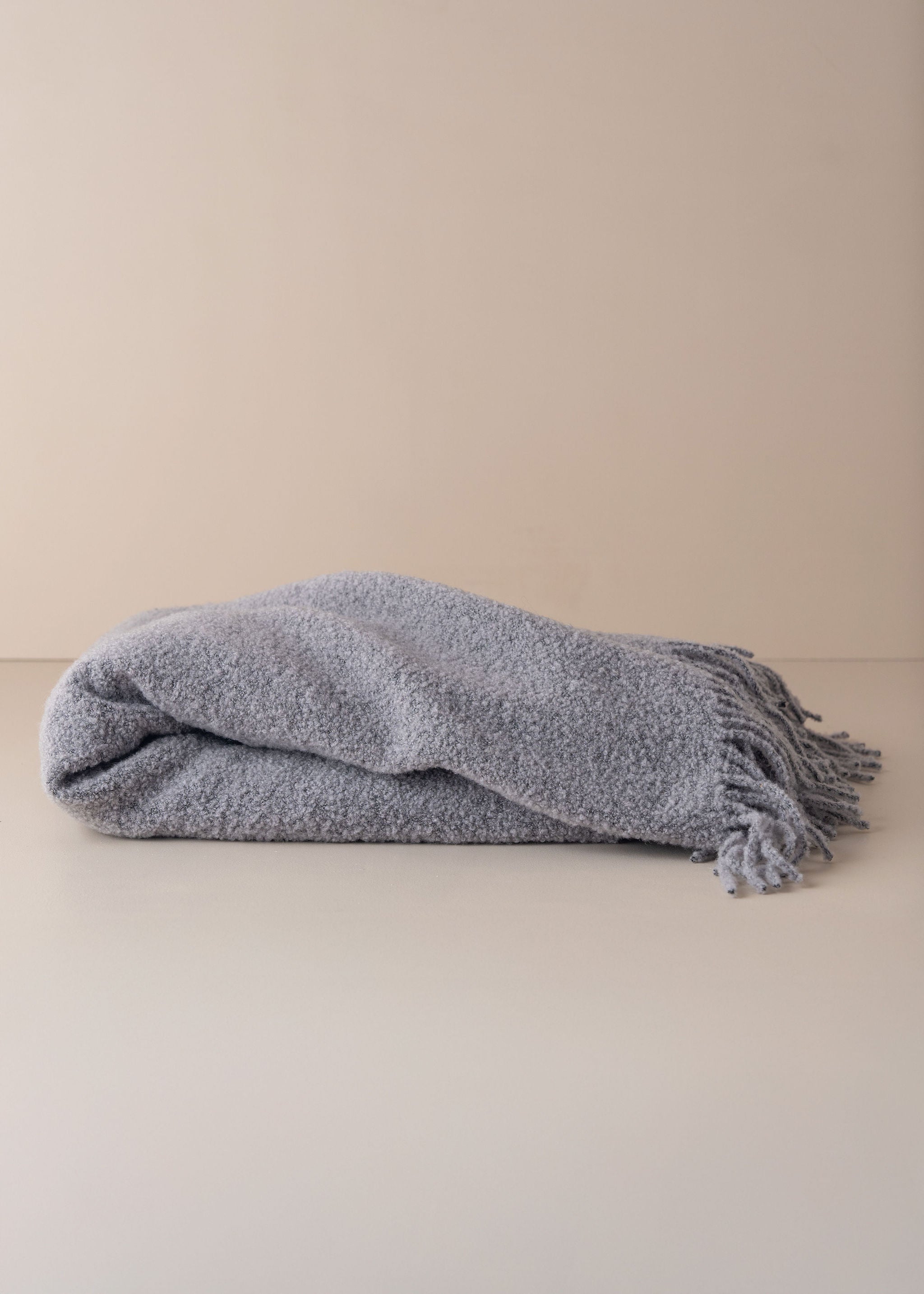 Boucle Wool Throw | Grey - - - Saardé - Saardé.