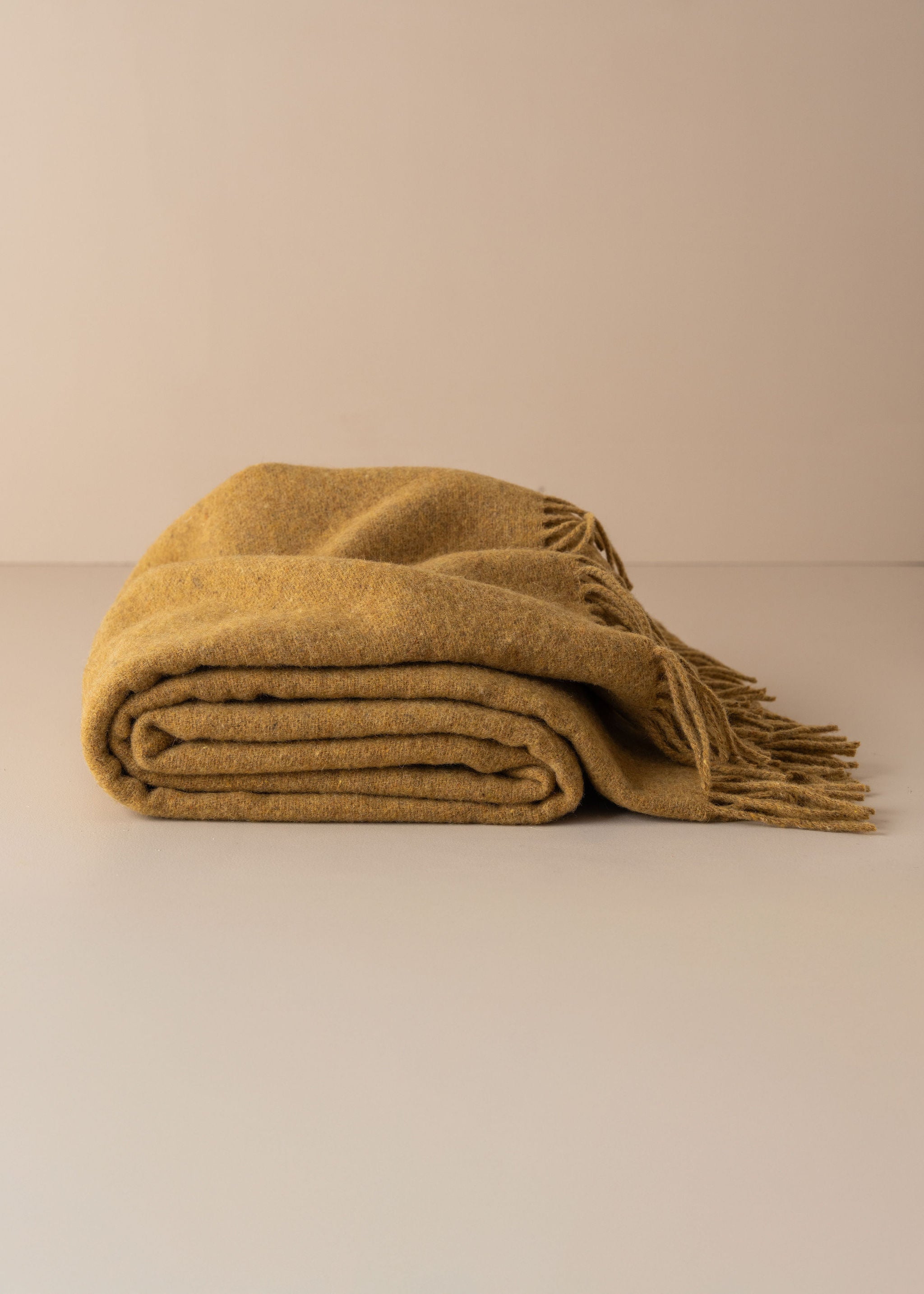 Merino Wool Throw | Mustard - - - Saardé - Saardé.