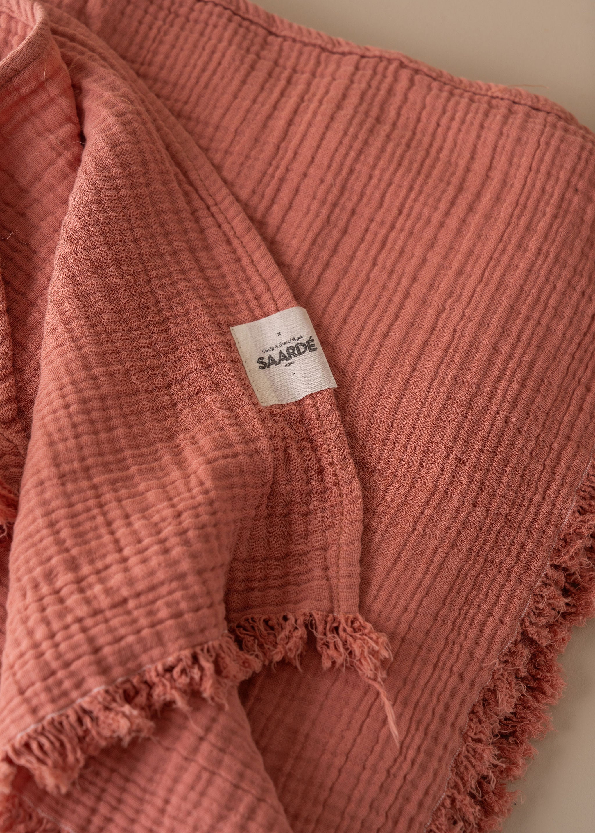 Enes Cotton Throw | Guava - - - Saardé - Saardé.
