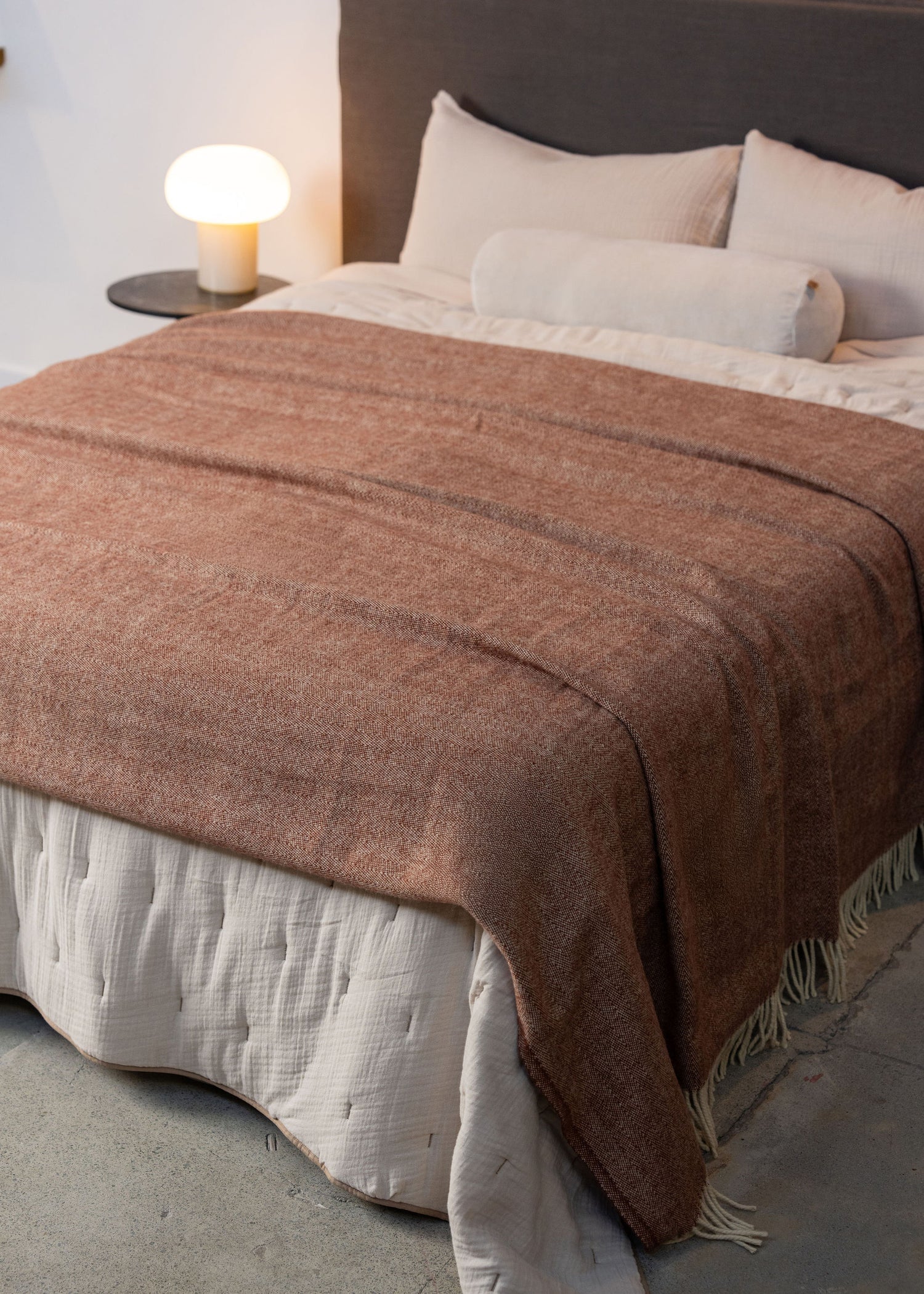 Serra da Estrela Wool Throw & Bed Cover | Terracotta - - - Saardé - Saardé.