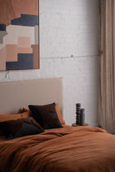 Abstract Lumbar Cushion | Black/Chocolate - - - Saardé - Saardé.