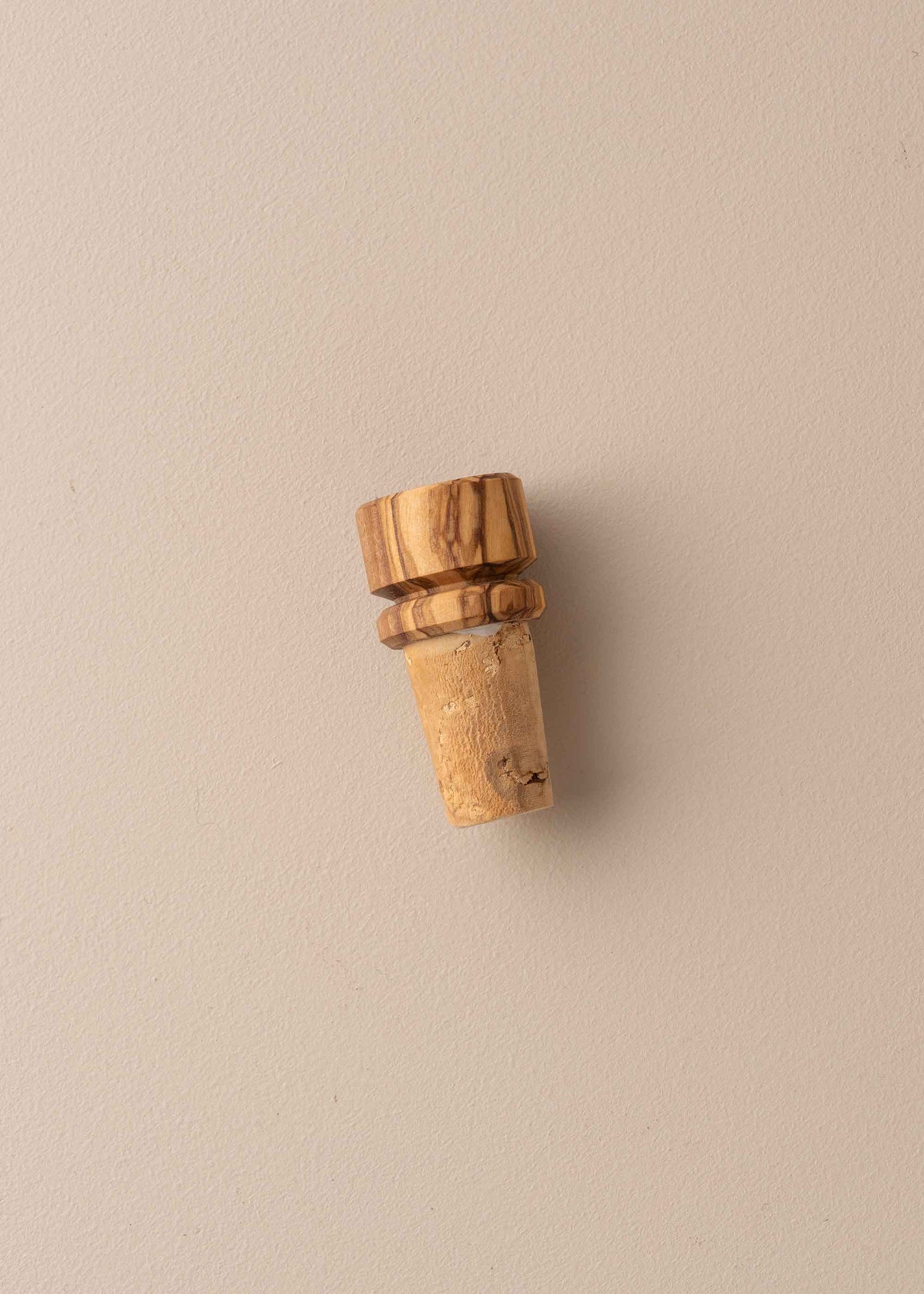 Olive Wood | Bottle Stopper - - - Saardé - Saardé.