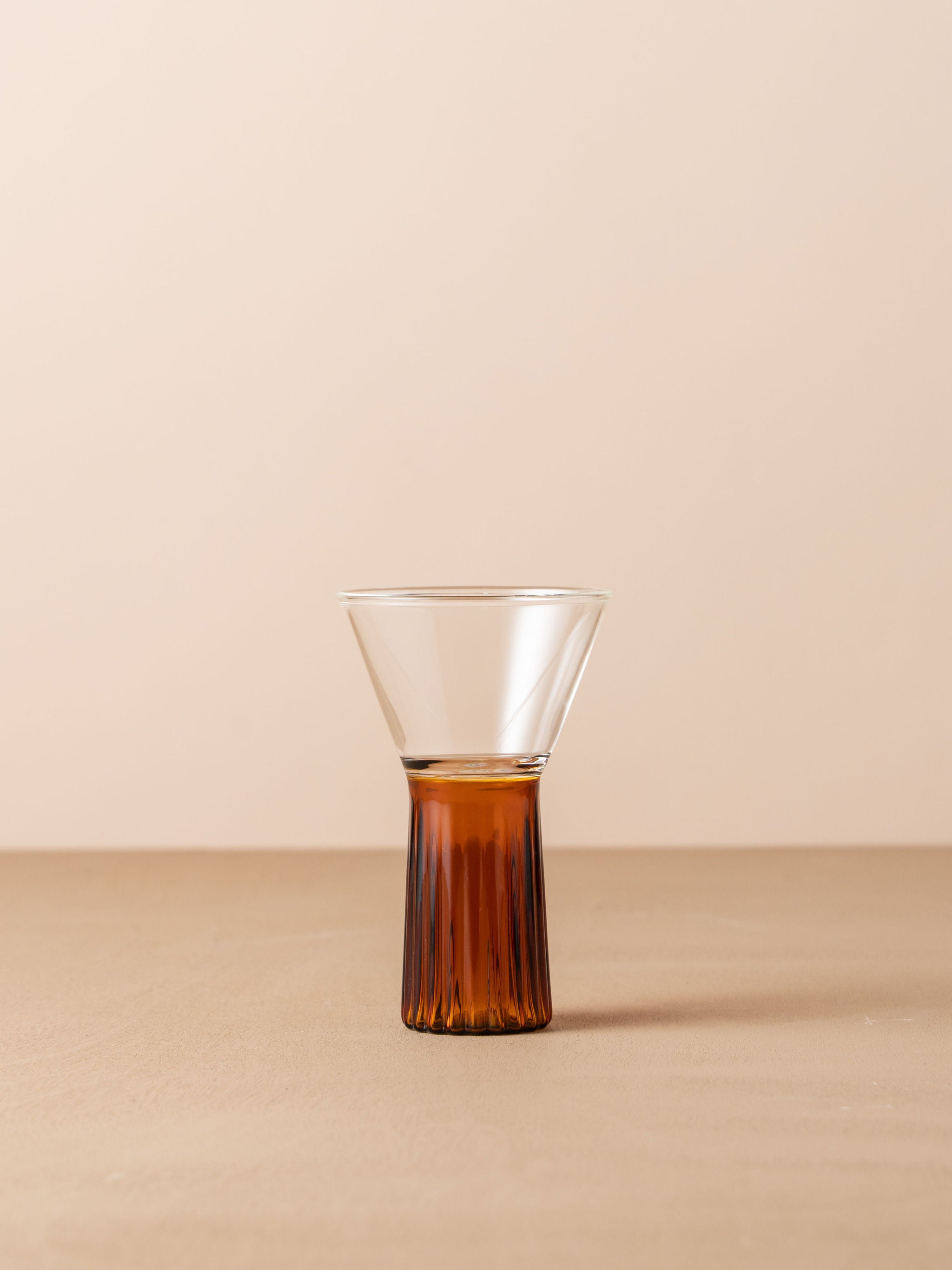 Kairos Wine & Cocktail Glass | Clear/Dark Amber - - - Saardé - Saardé.
