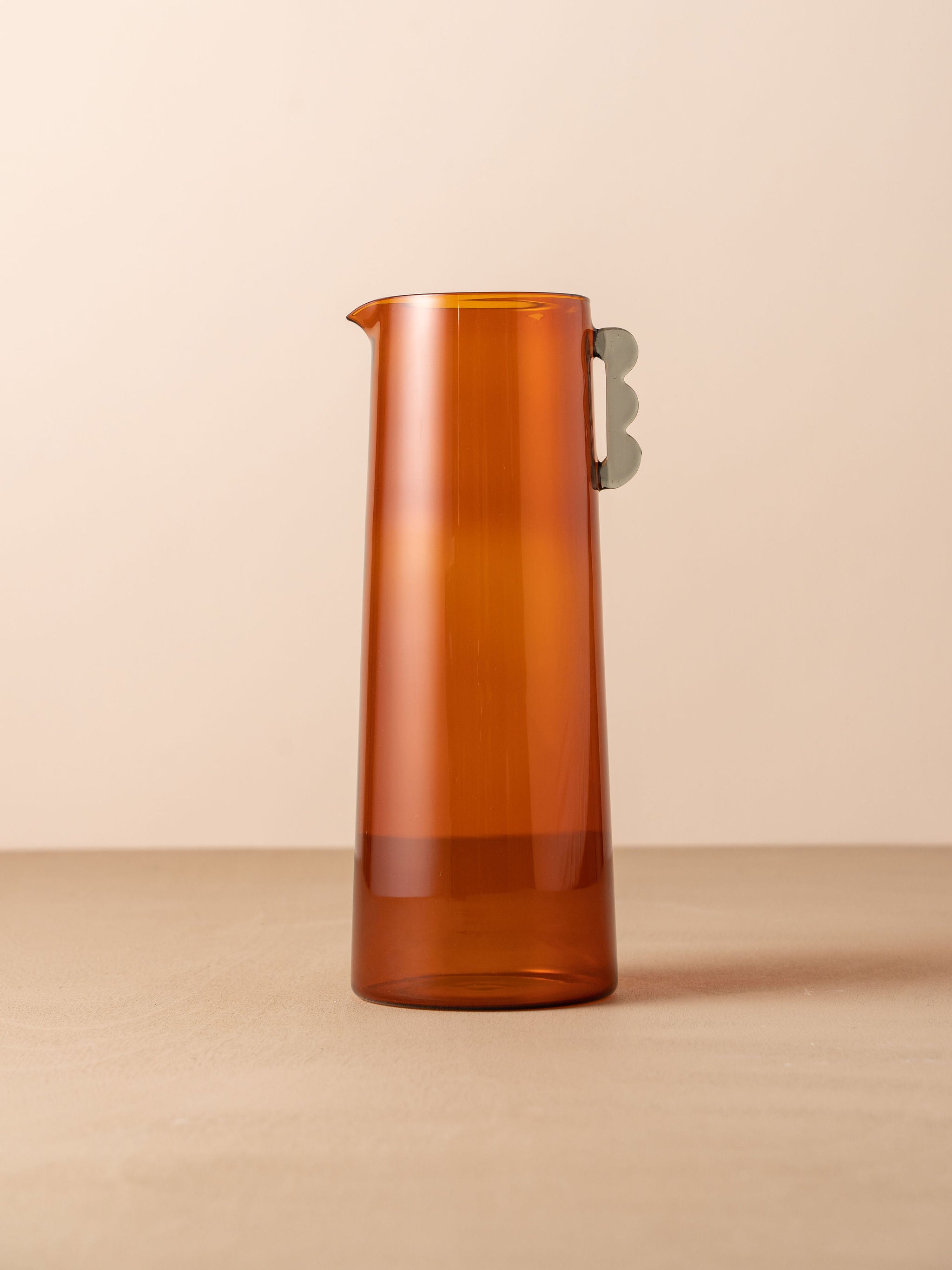 Kairos Carafe | Dark Amber - - - Saardé - Saardé.