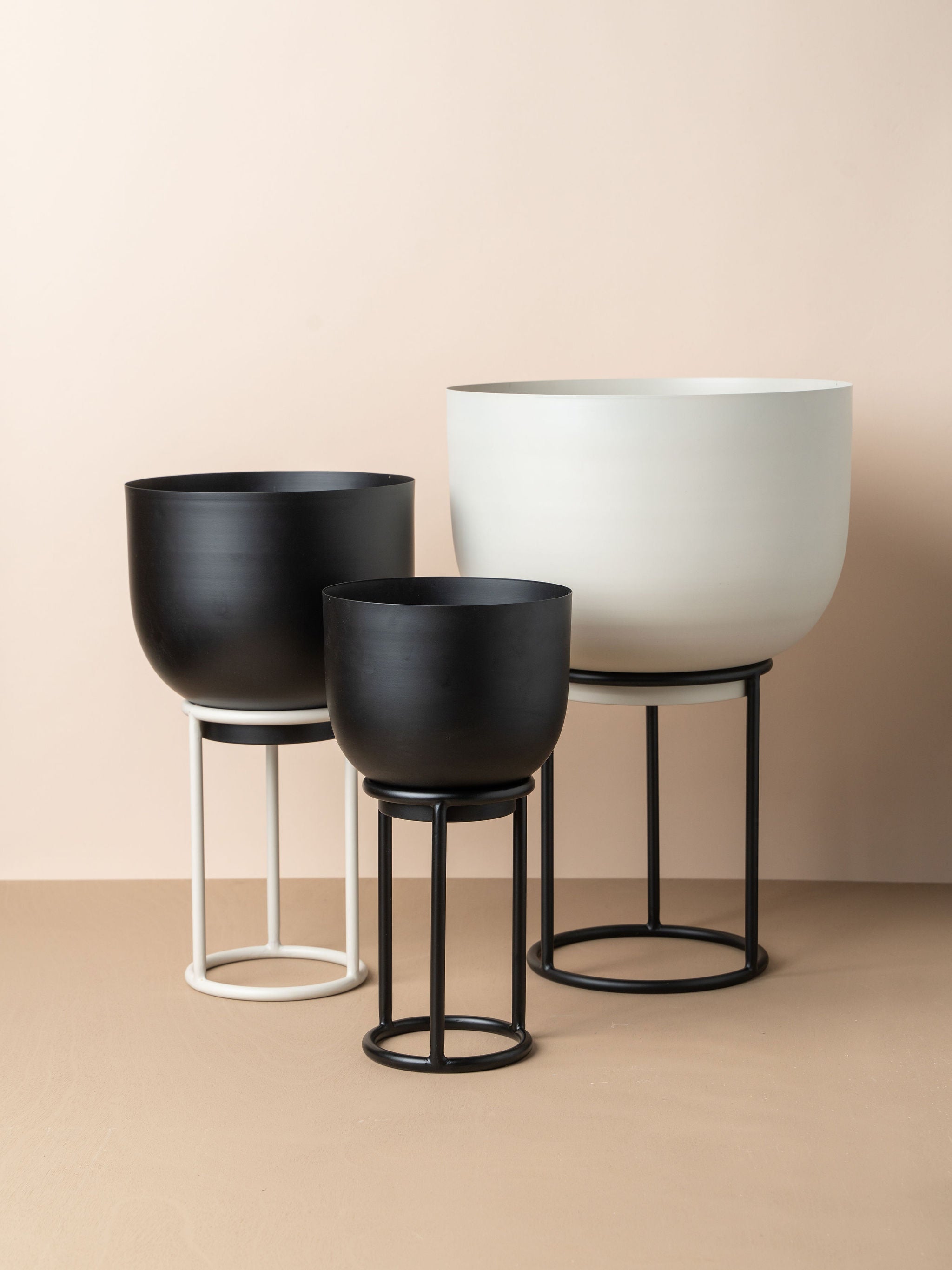 Yaamur Planter Collection - Black - - - Saardé - Saardé.