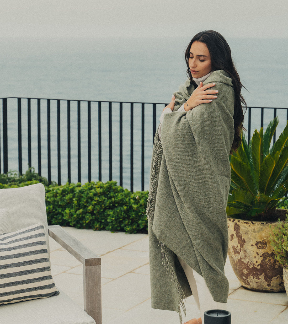 Merino Wool Throw | Olive - - - Saardé - Saardé.