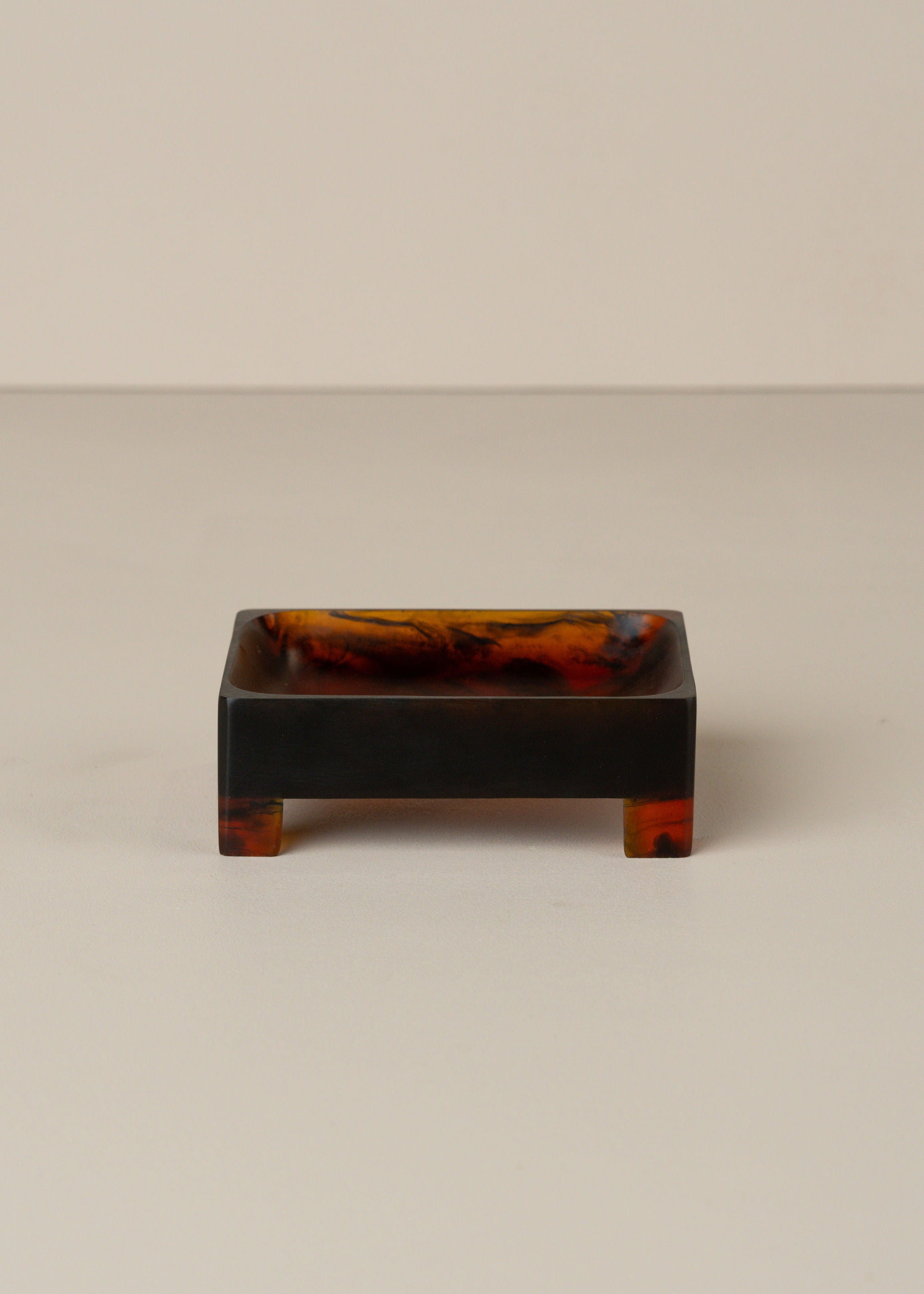 Flow Resin Structured Soap Dish | Earth - - - Saardé - Saardé.
