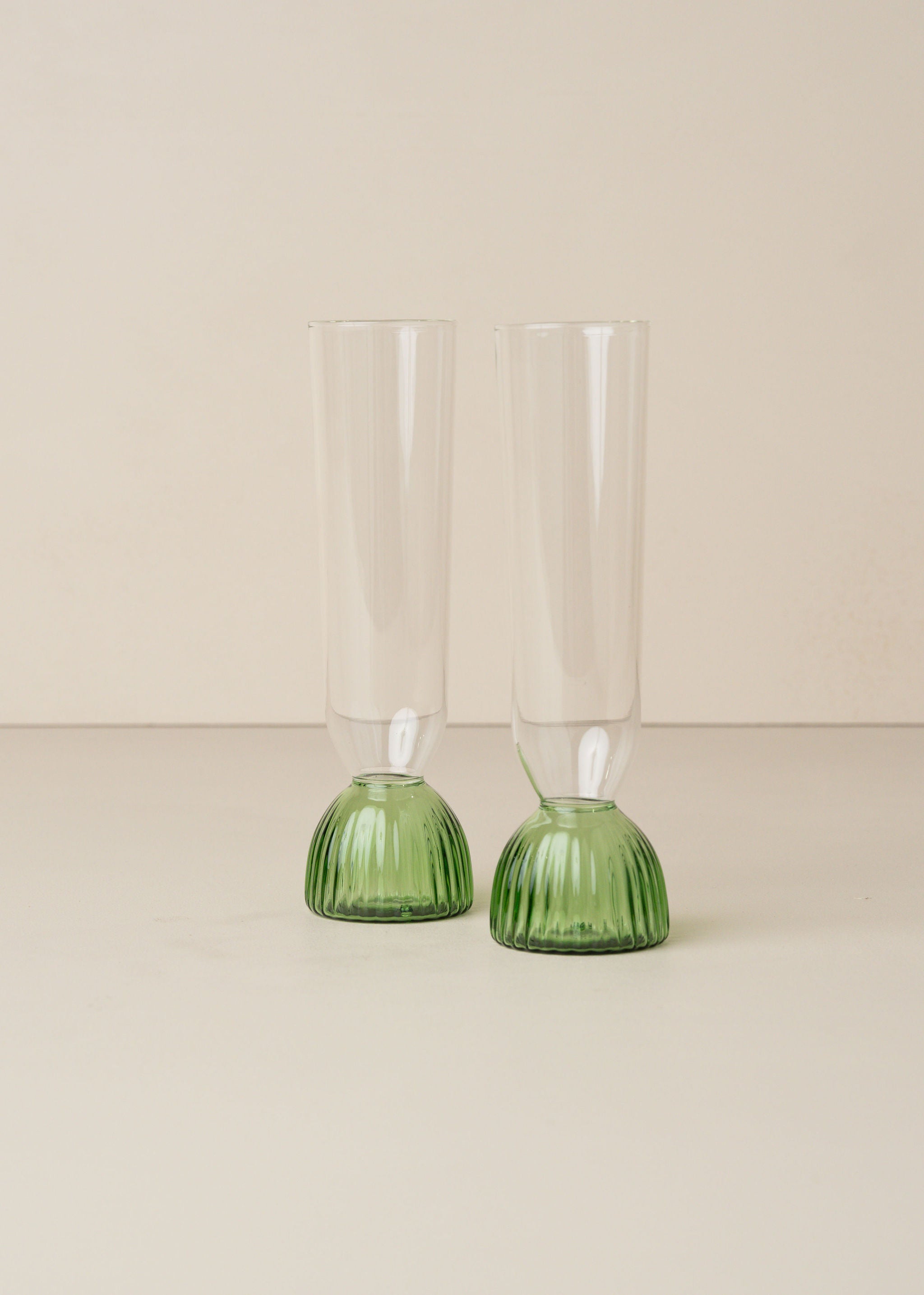 Kairos Champagne Flute | Green | Set of 2 - - - Saardé - Saardé.