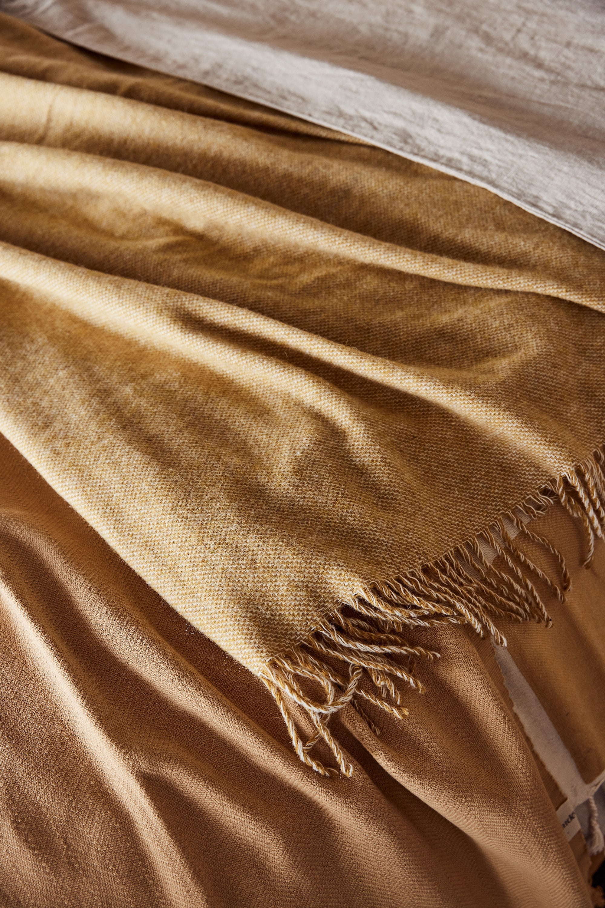 Merino Wool Throw | Mustard - - - Saardé - Saardé.