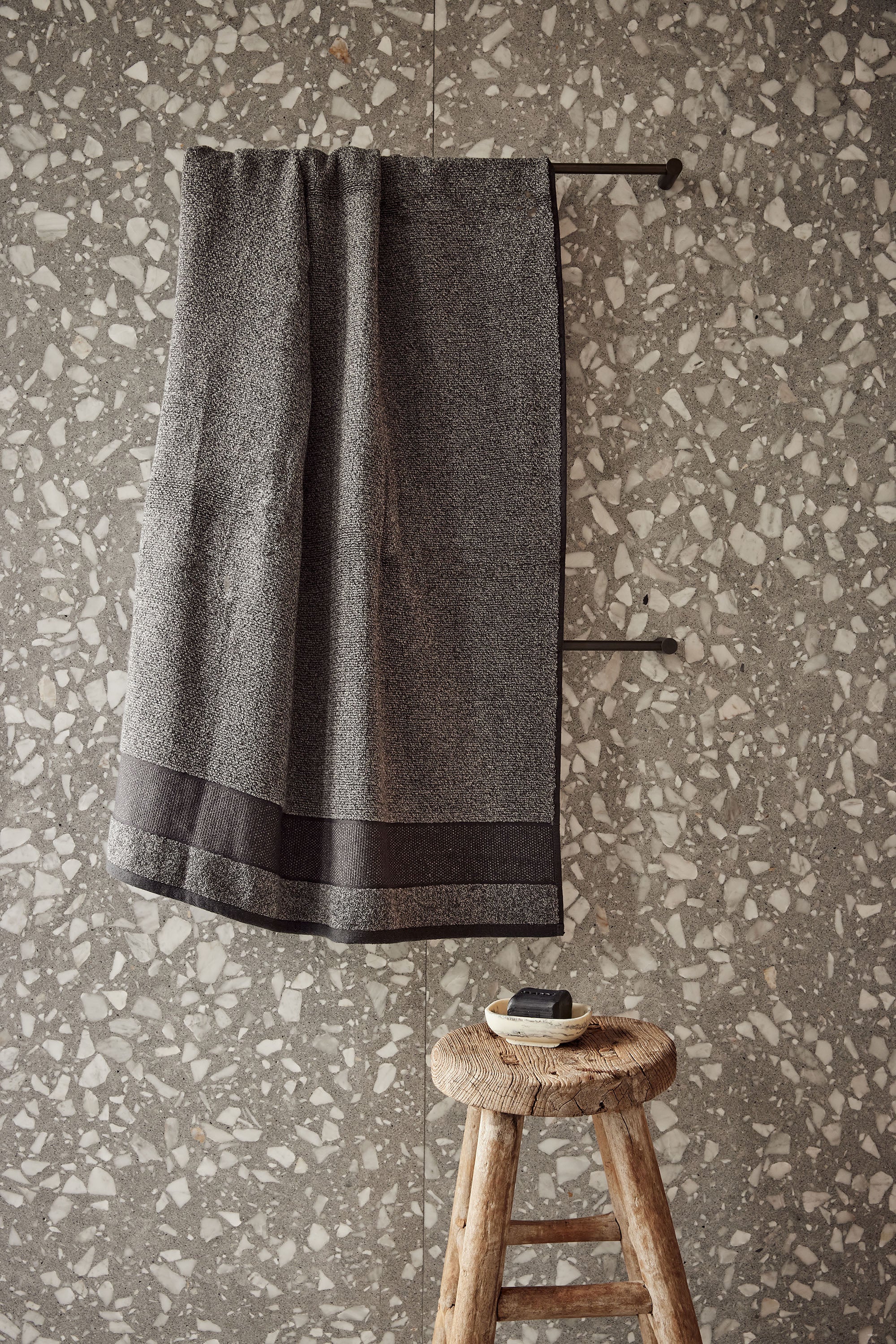 Cocoon Towel Collection | Charcoal - - - Saardé - Saardé.