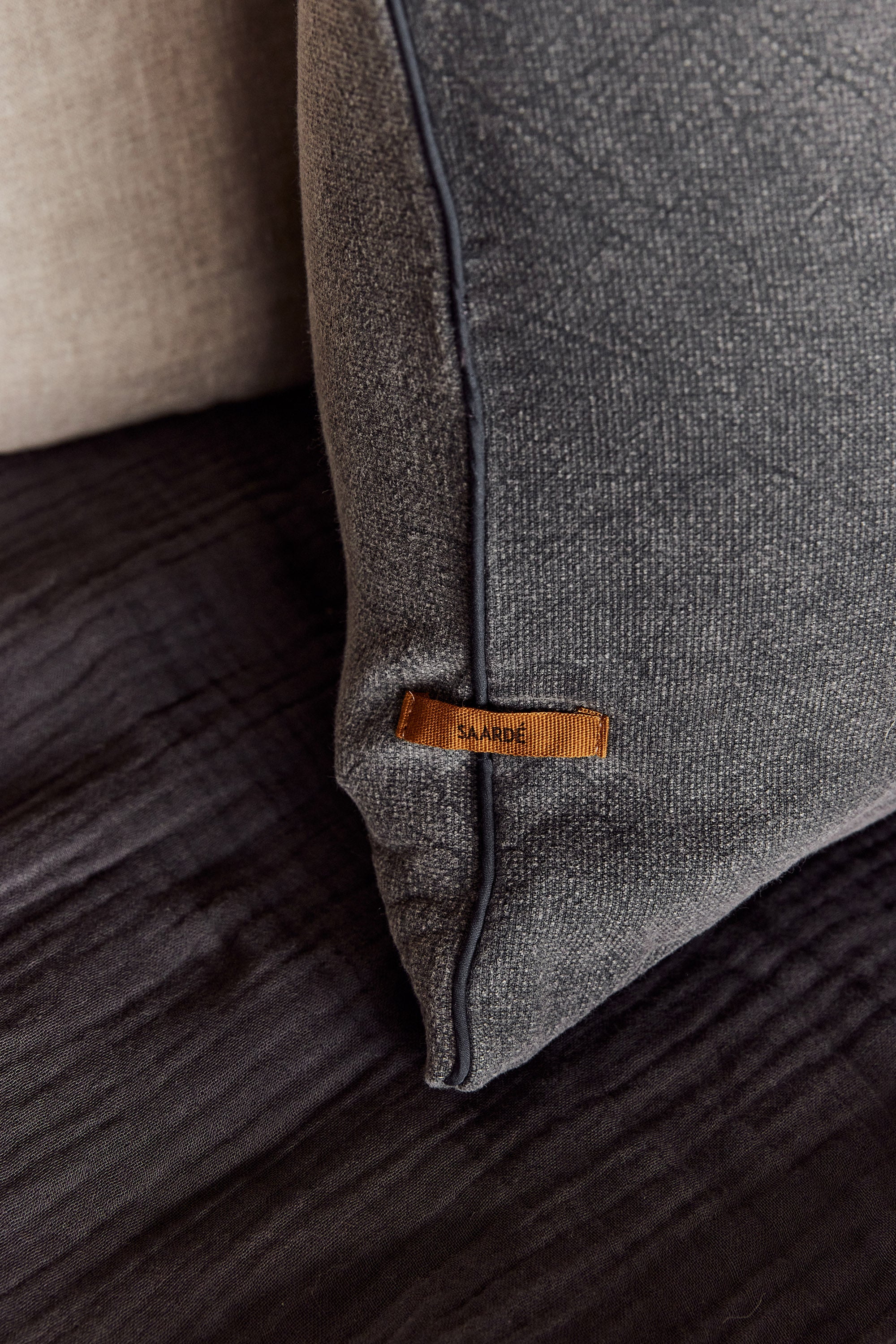 Vintage Wash Cushion | Charcoal w Piping - - - Saarde - Saardé.