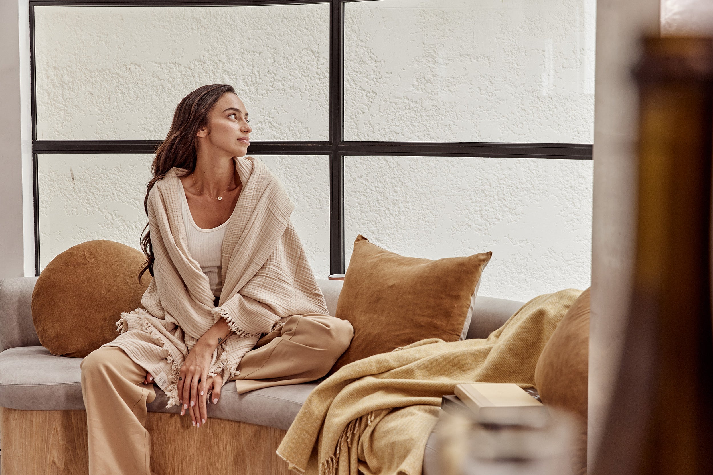 Linen/Velvet Cushion Range | Nutmeg - - - Saardé - Saardé.