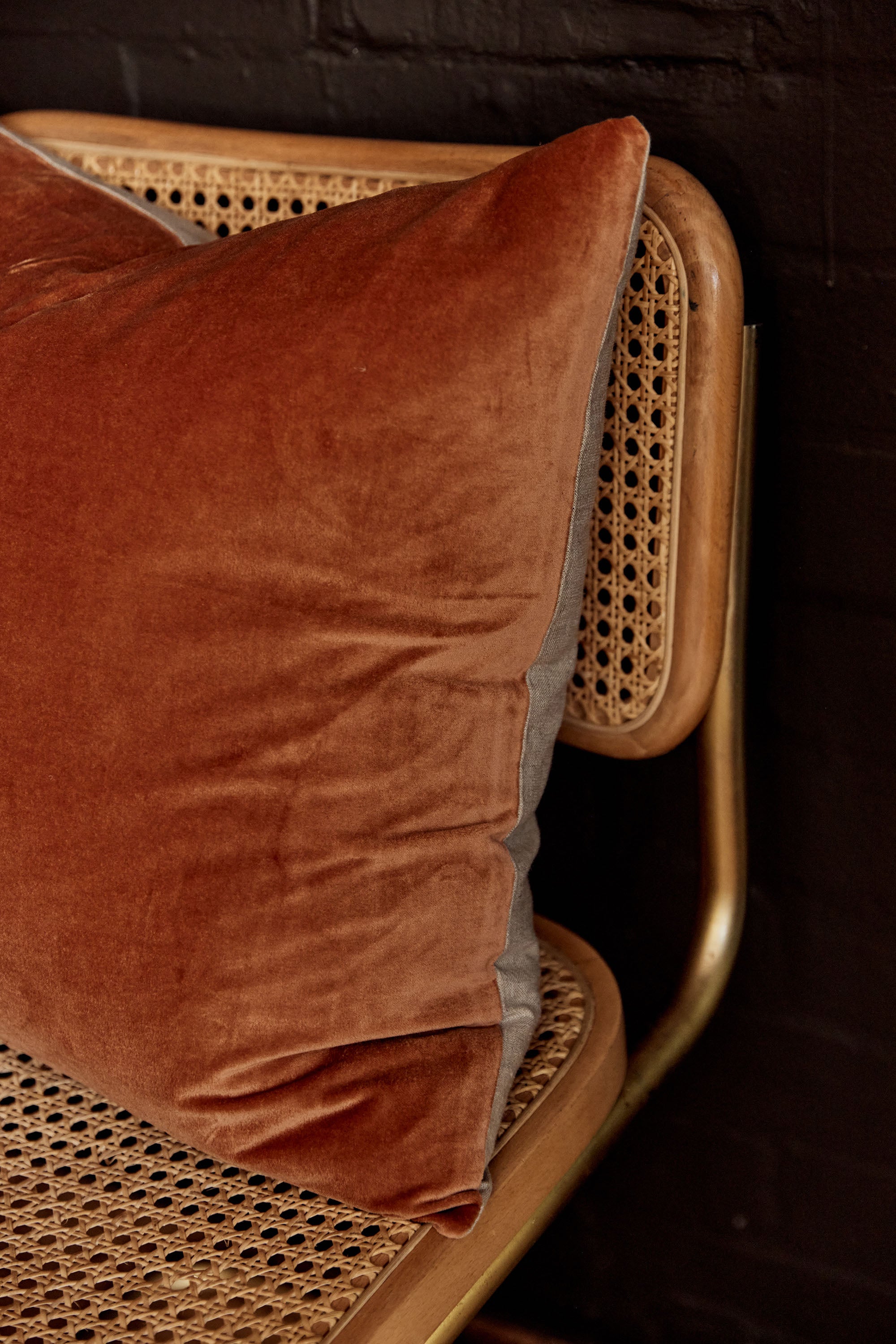 Linen/Velvet Cushion | Terracotta - - - Saardé - Saardé.