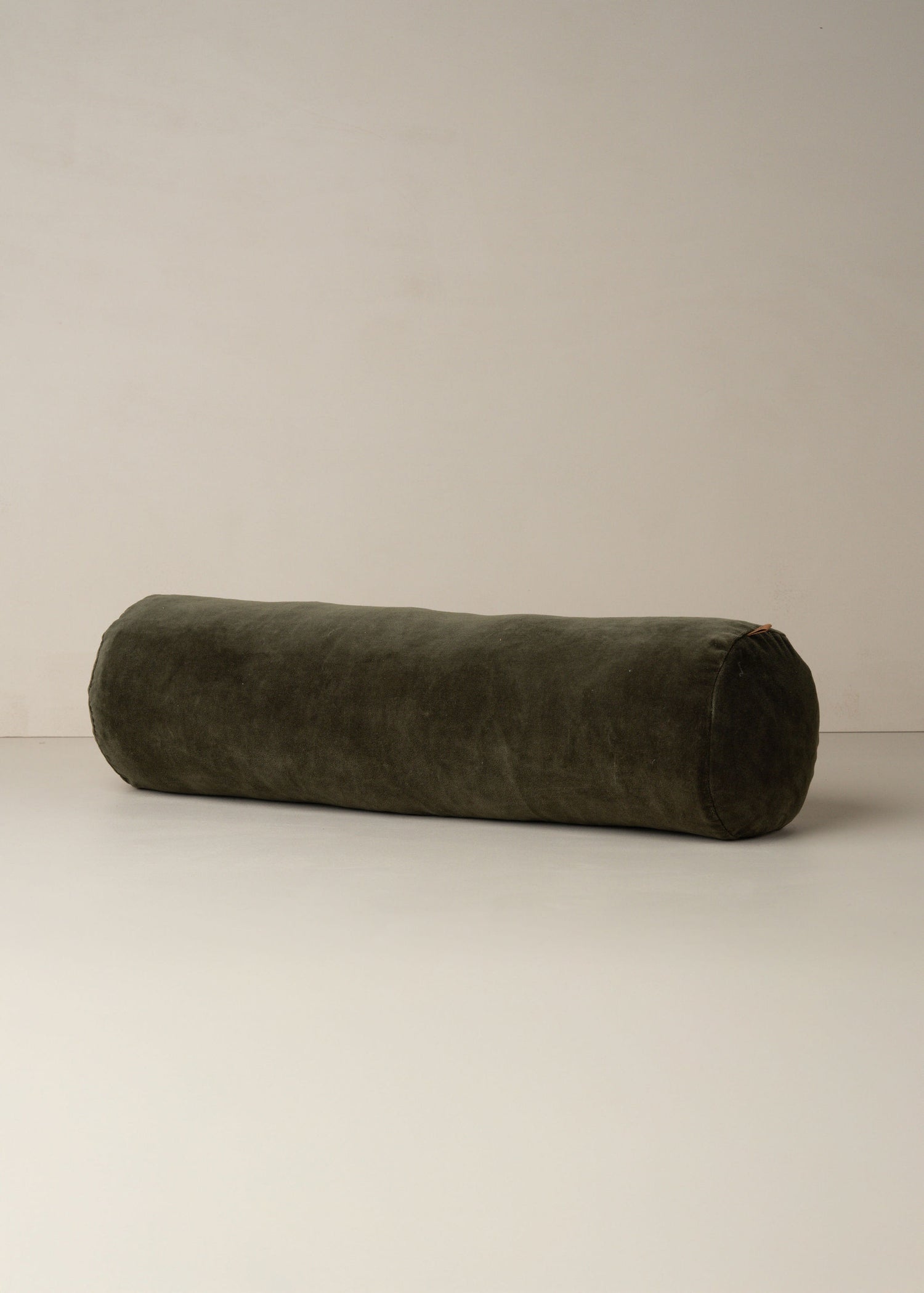 Velvet Structured Bolster | Dark Olive - - - Saardé - Saardé.