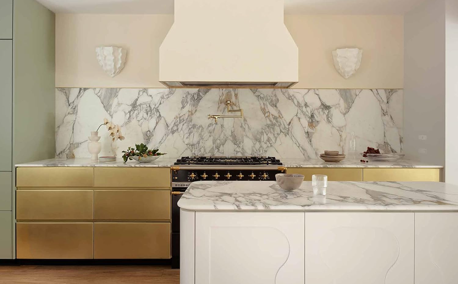 Arent & Pyke: Interiors Beyond the Primary Palette - - - Thames and Hudson - Saardé.