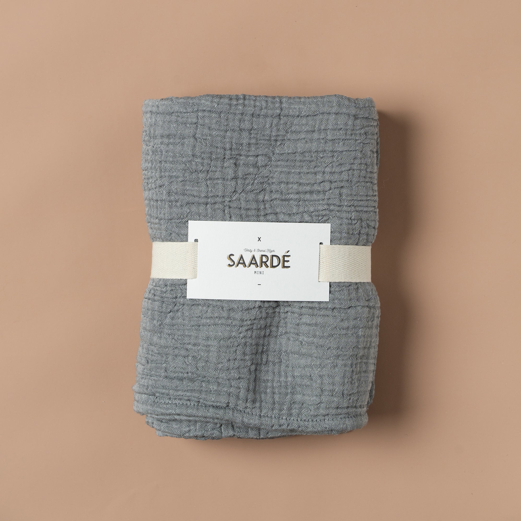 Enes Crinkle Baby Blanket | Charcoal - - - Saardé - Saardé.
