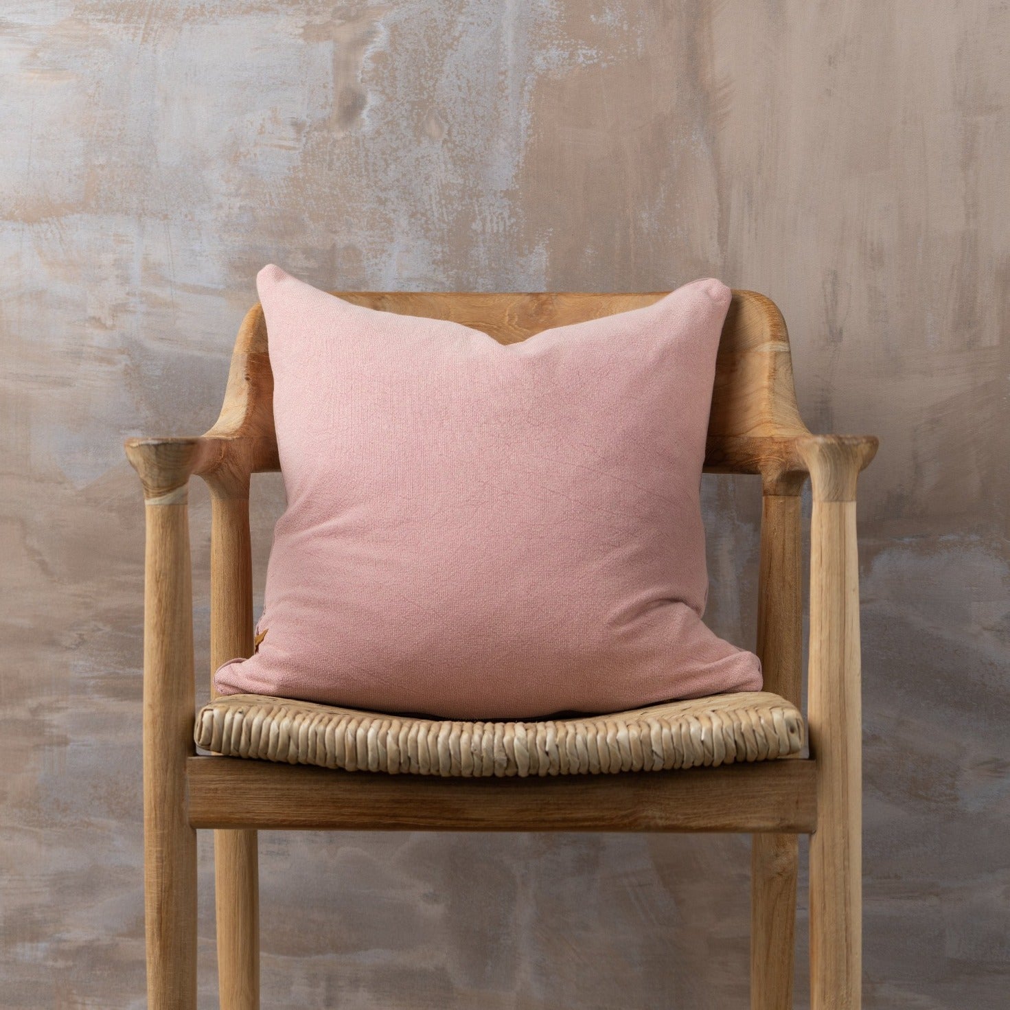 Vintage Wash Cushion | Hacienda - Square | With Feather Insert - Square | With Feather Insert - Saarde - Saardé.