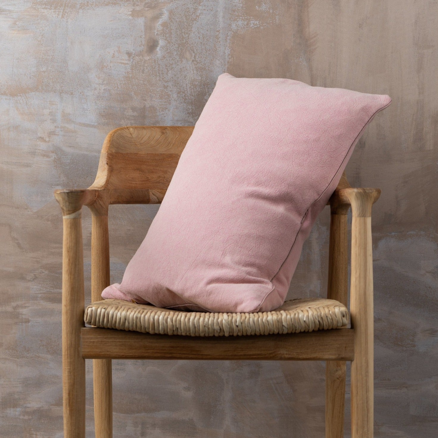 Vintage Wash Cushion | Hacienda - Lumbar | With Feather Insert - Lumbar | With Feather Insert - Saarde - Saardé.