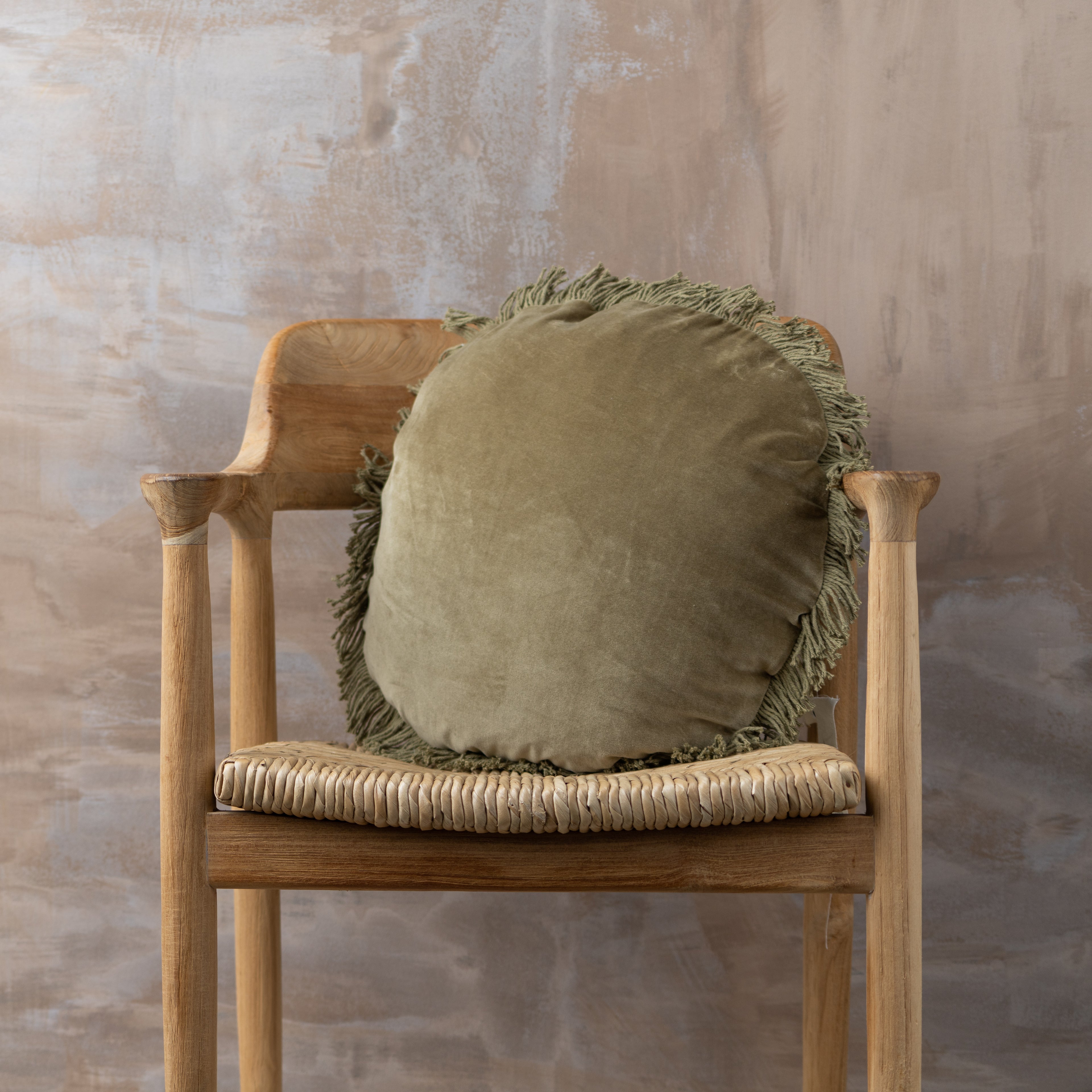 Velvet Round Cushion | Olive - - - Saardé - Saardé.