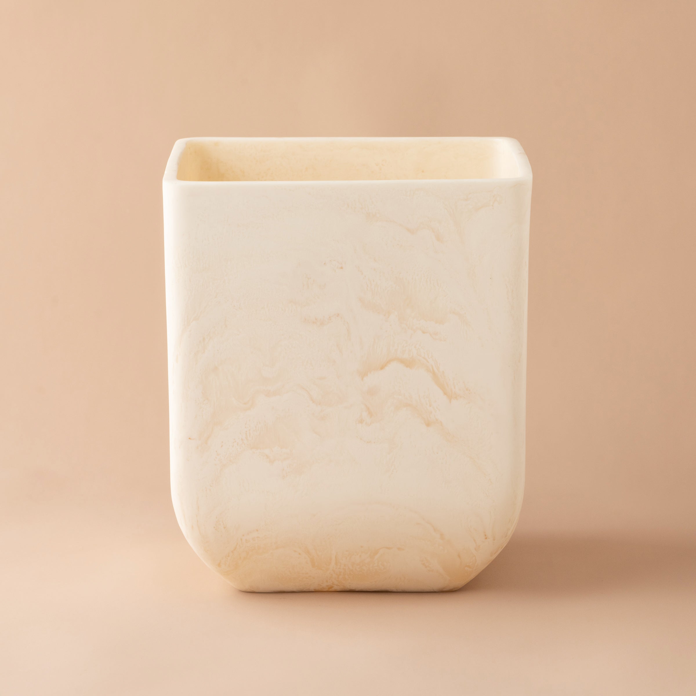 Flow Resin Bin/Planter | Marshmallow - - - Saardé - Saardé.