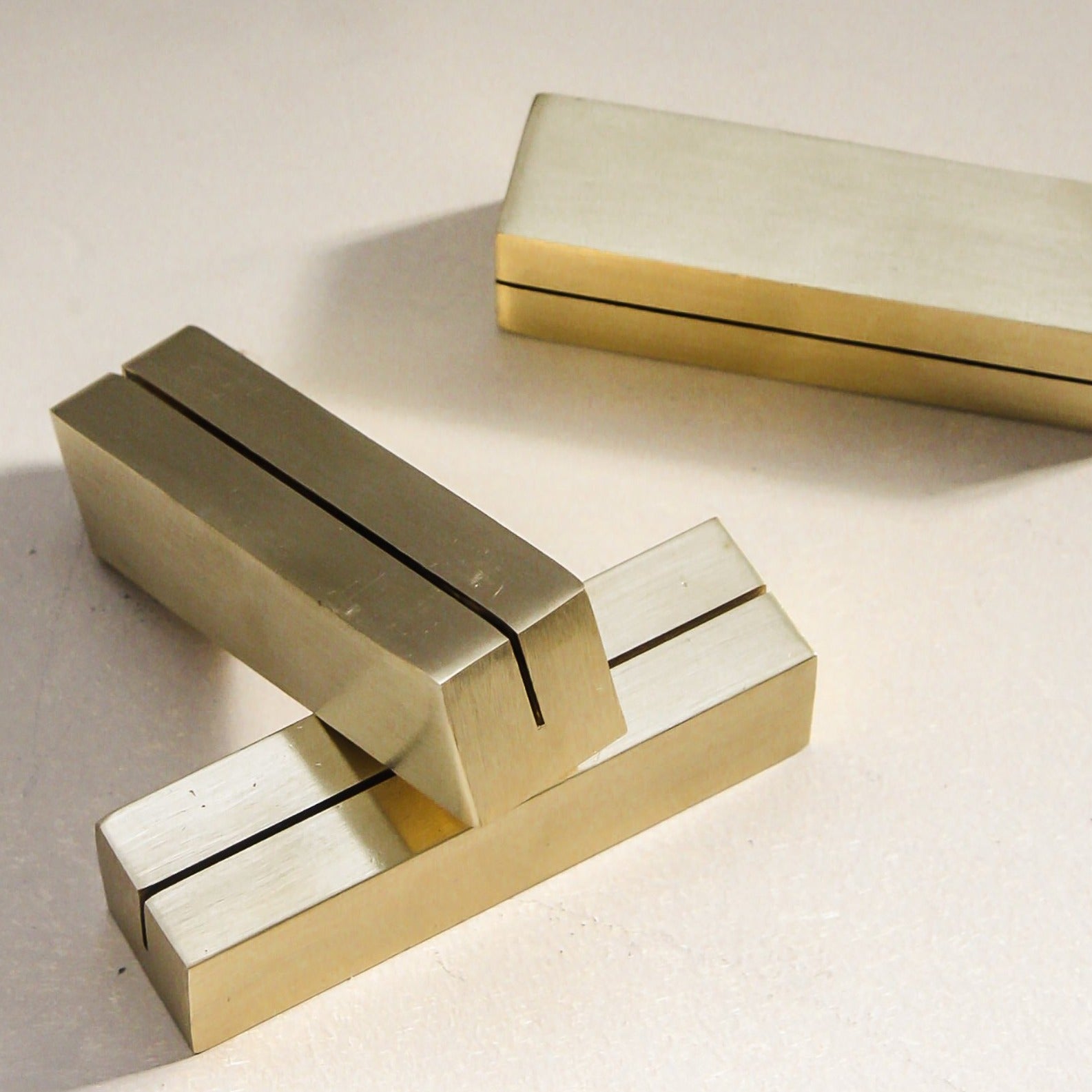 Brass Photo/Card Holder | Large - - - Saardé - Saardé.