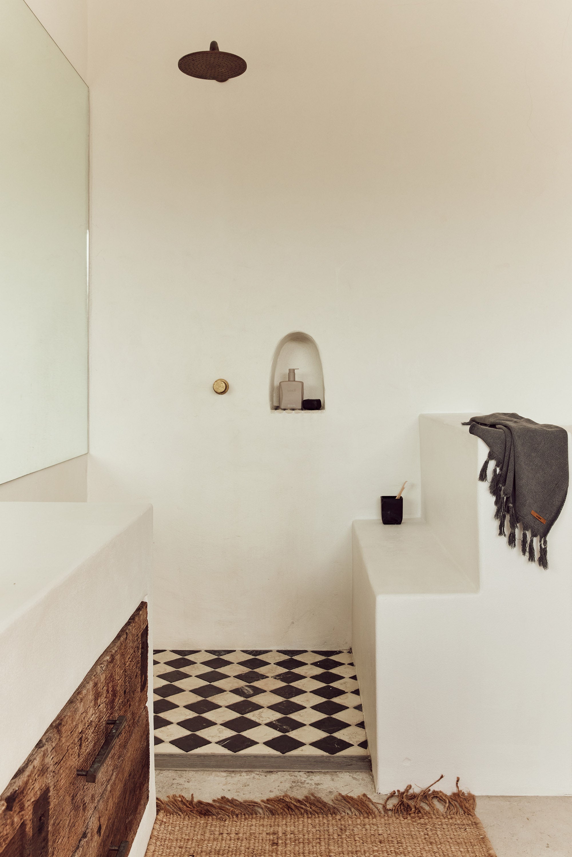 Vintage Wash Towel Collection | Charcoal - - - Saardé - Saardé.