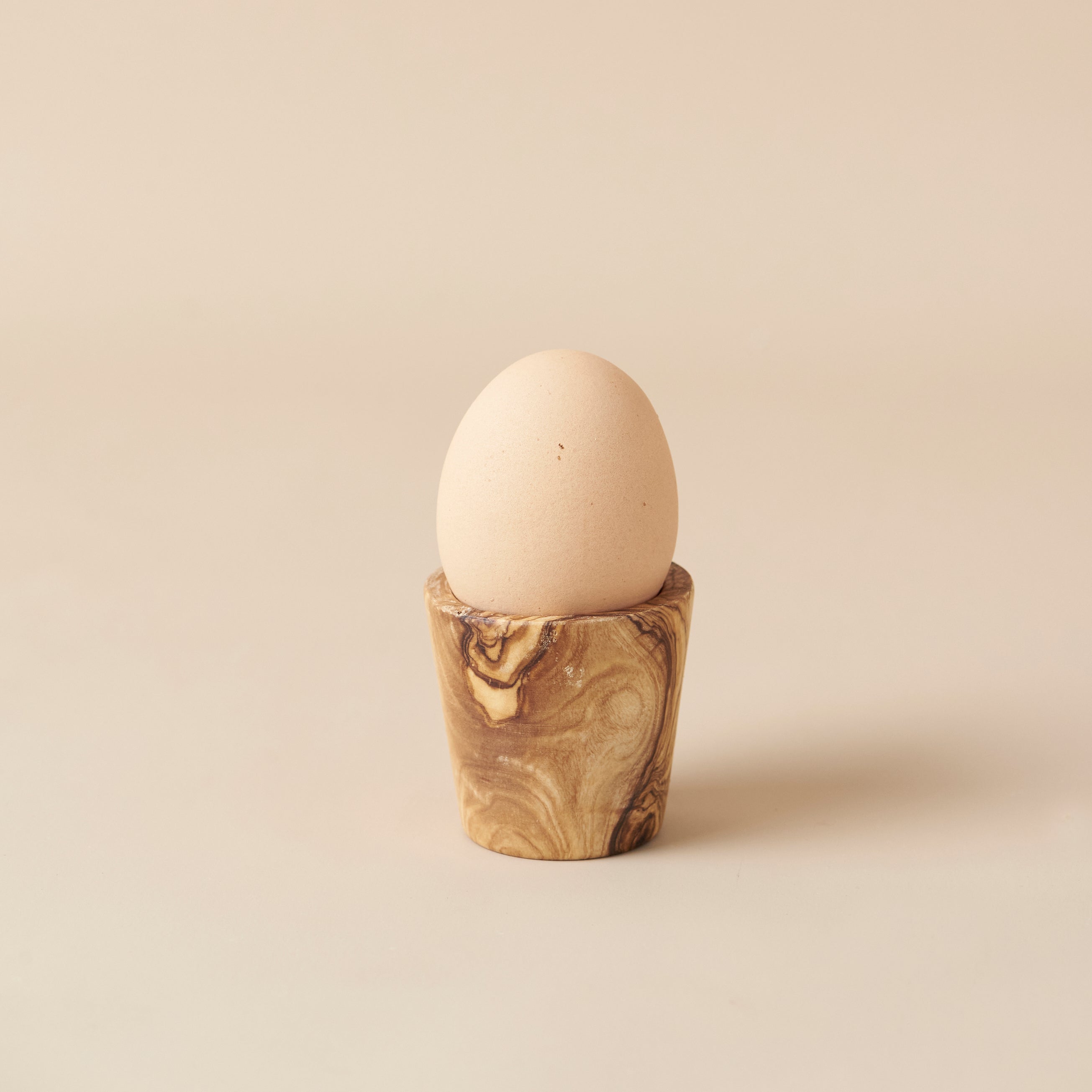Olive Wood | Egg Cup - - - Saardé - Saardé.