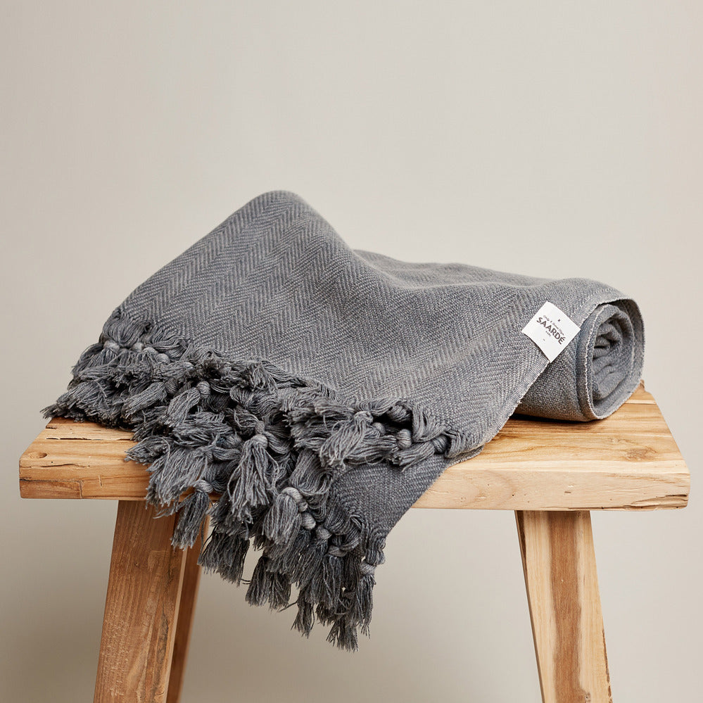Vintage Wash Blanket | Charcoal - - - Saardé - Saardé.