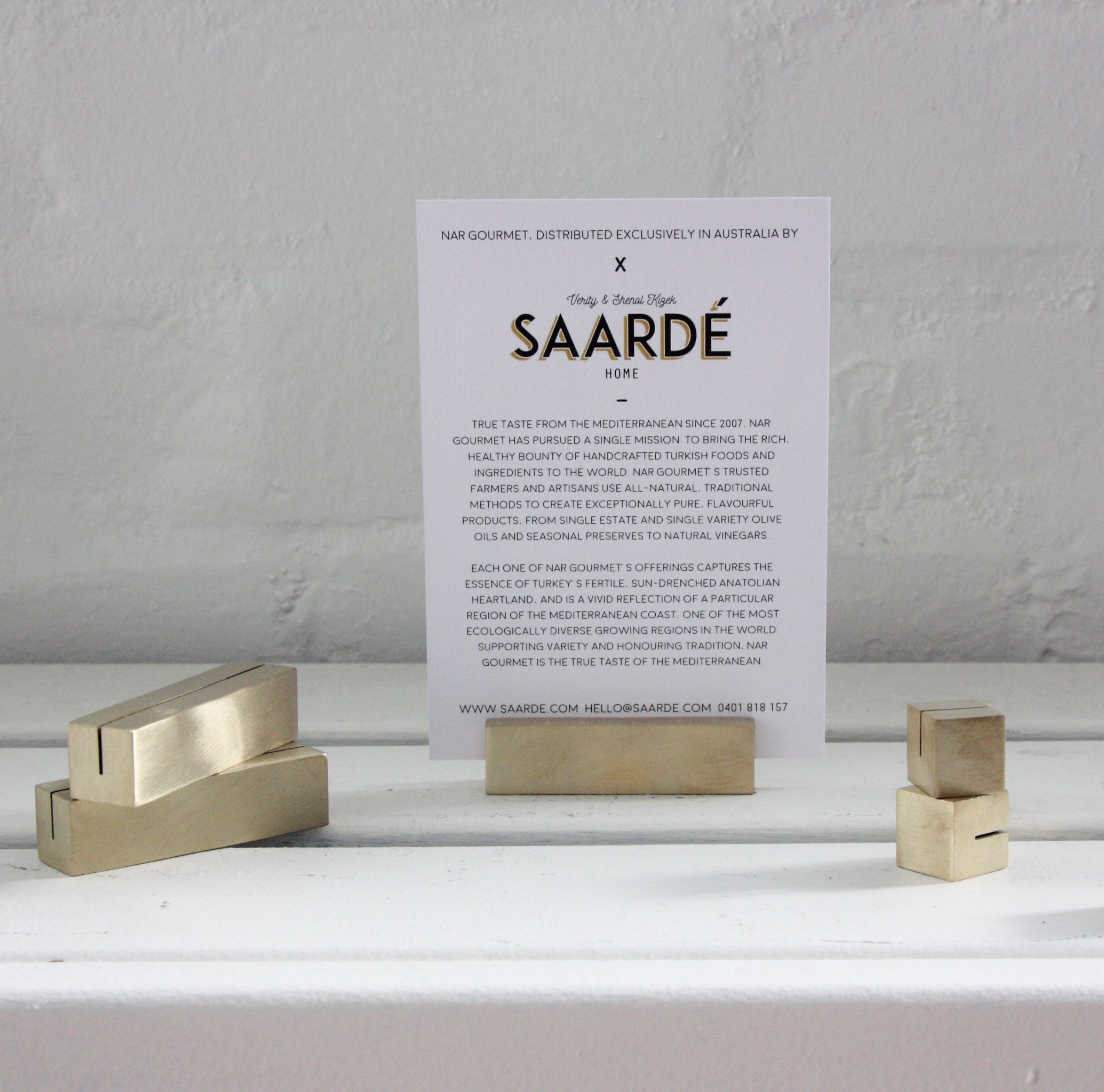 Brass Photo/Card Holder | Small - - - Saardé - Saardé.