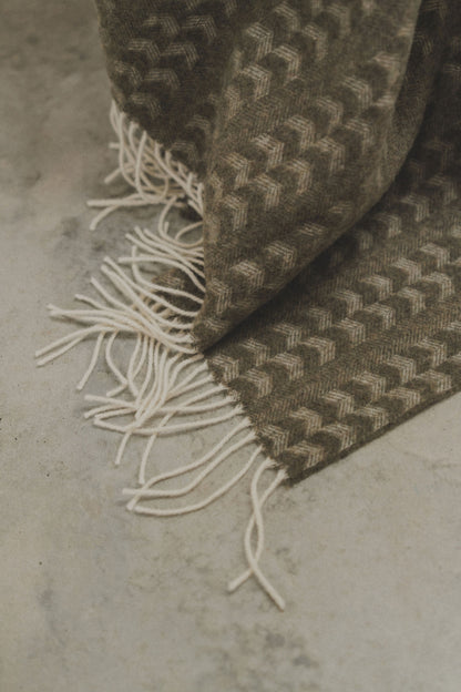 Cashmere Wool Throw | Olive - - - Saardé - Saardé.