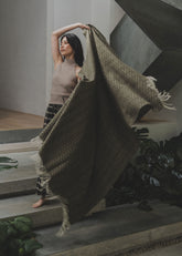 Cashmere Wool Throw | Olive - - - Saardé - Saardé.