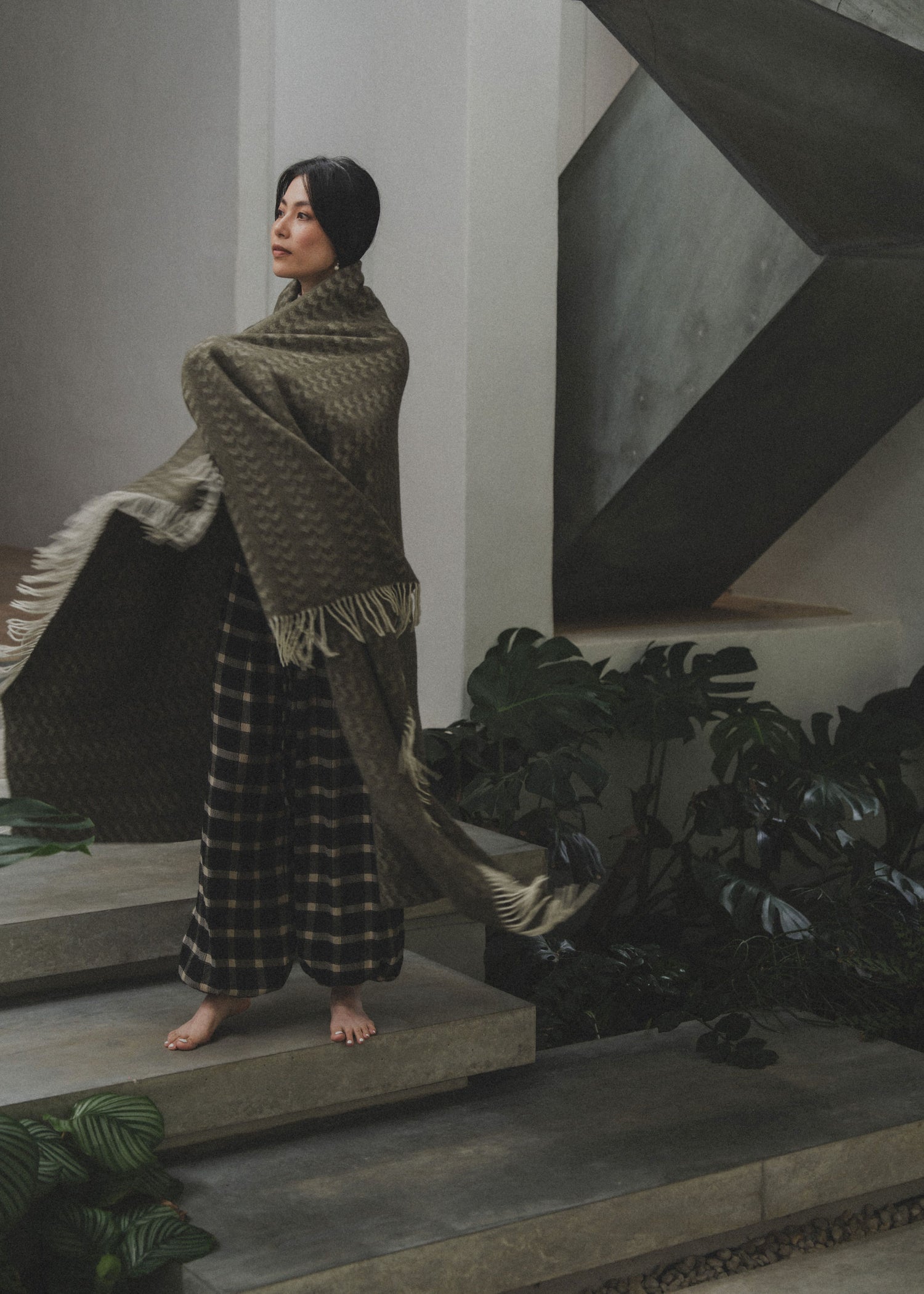 Cashmere Wool Throw | Olive - - - Saardé - Saardé.
